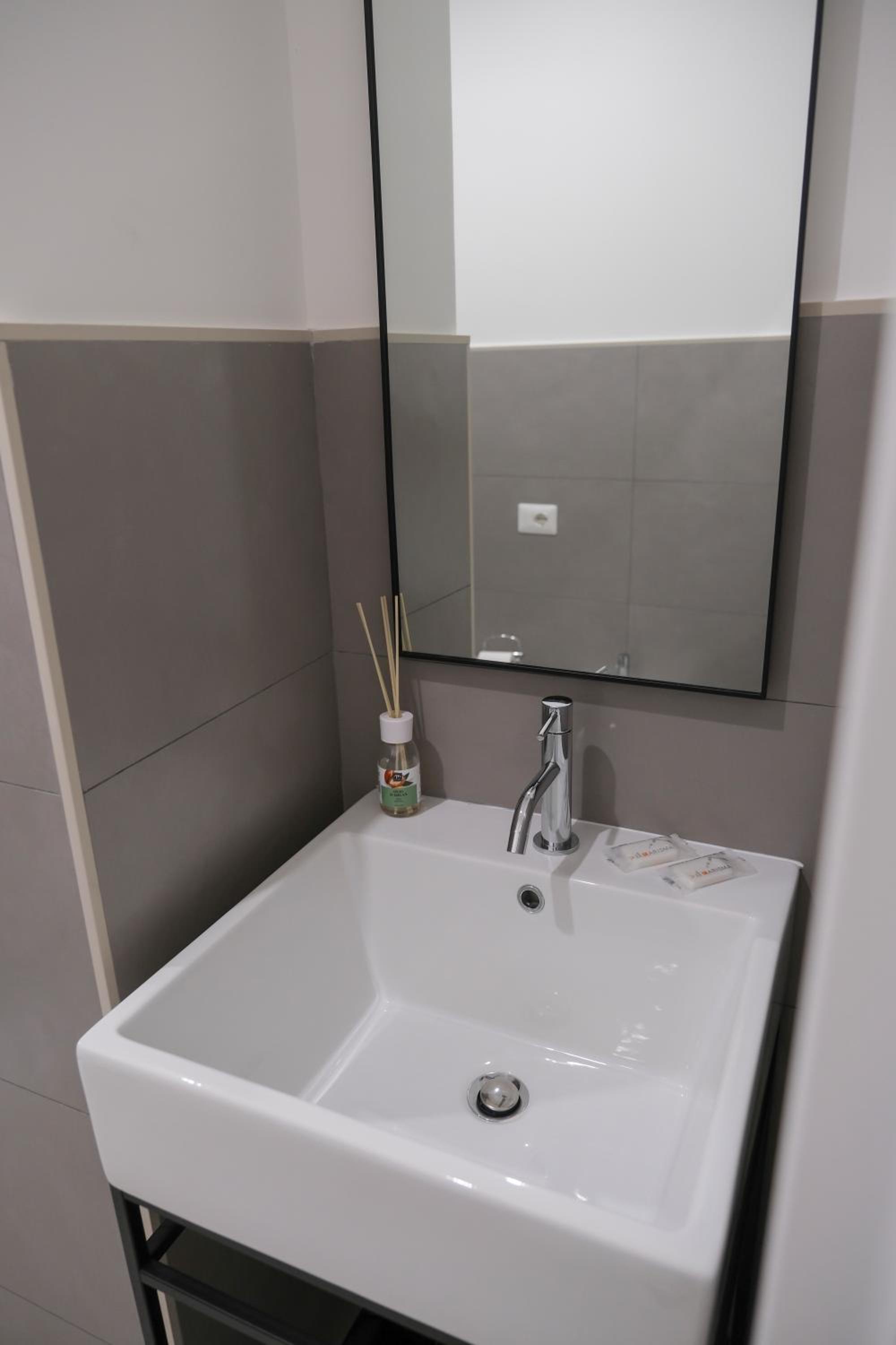 Superior Double or Twin Room - Photo 2