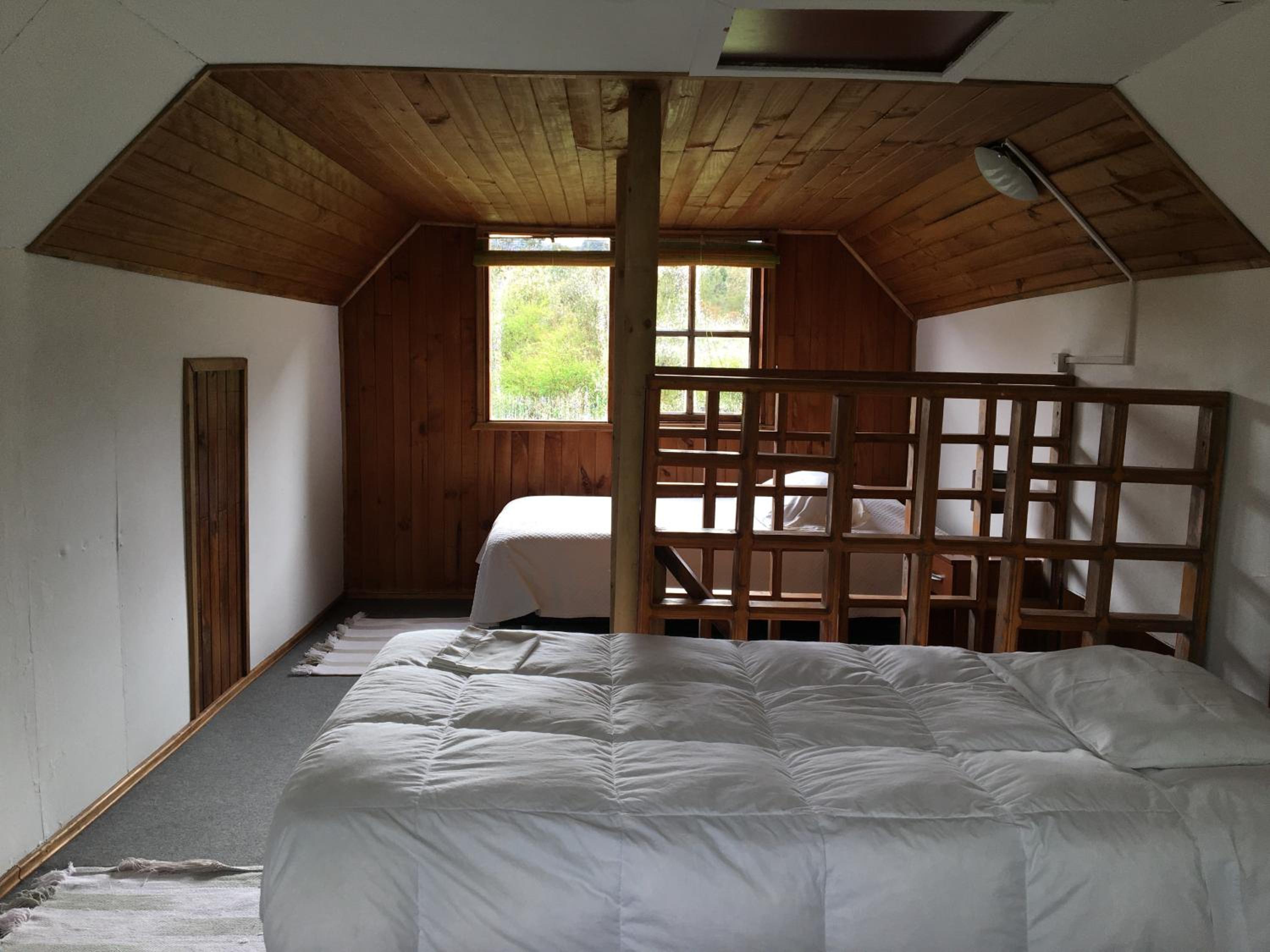 Three-Bedroom House photo 3