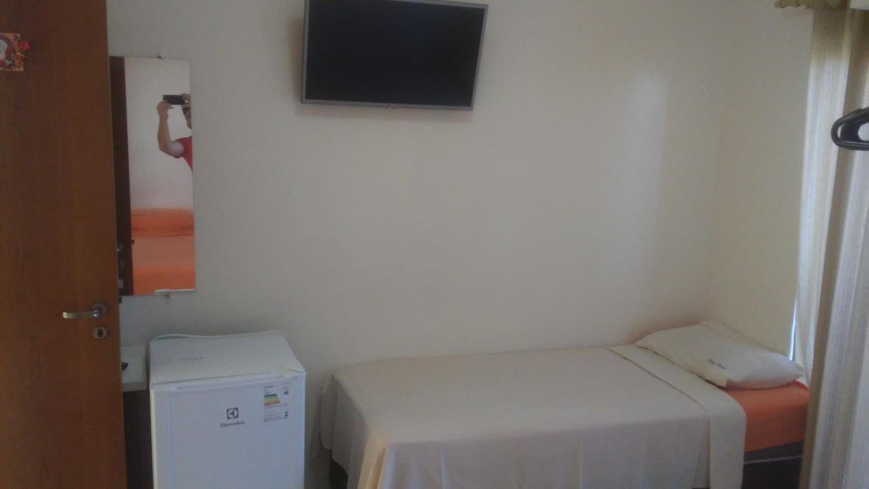 Double Room - Photo 3