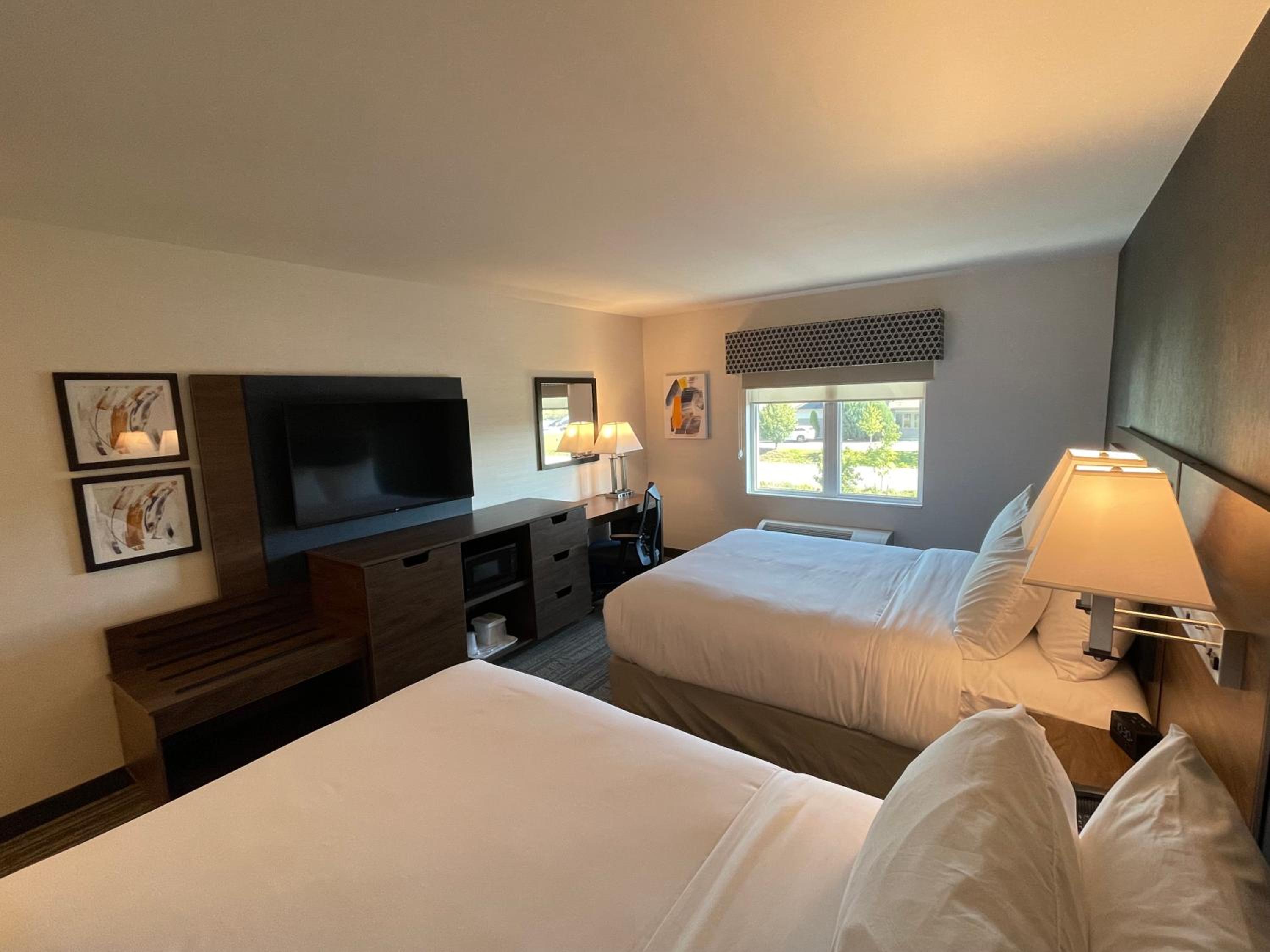 Standard Queen Room with Two Queen Beds - Non Smoking  - Photo 1