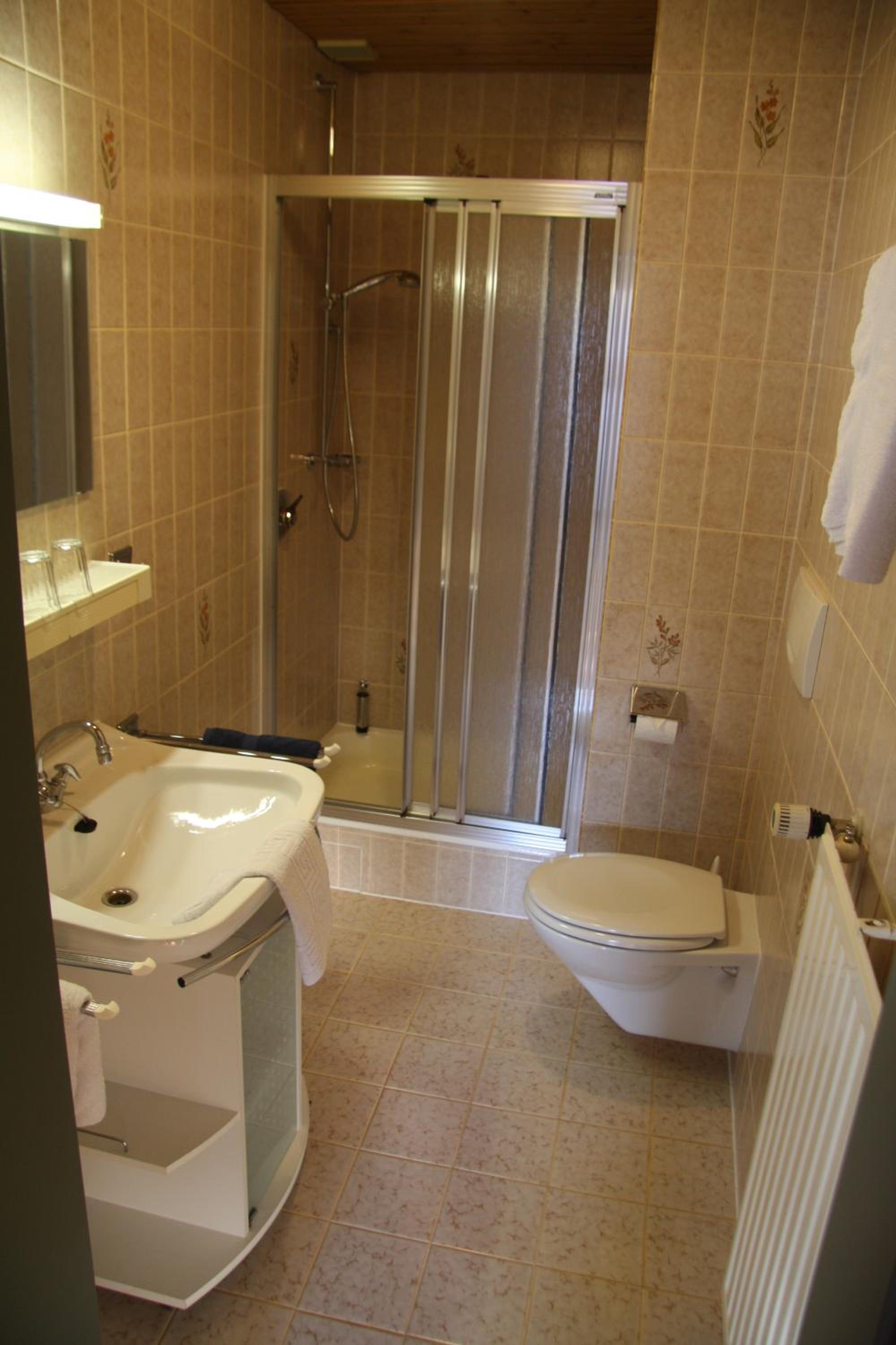 Double Room with Private Bathroom photo 3