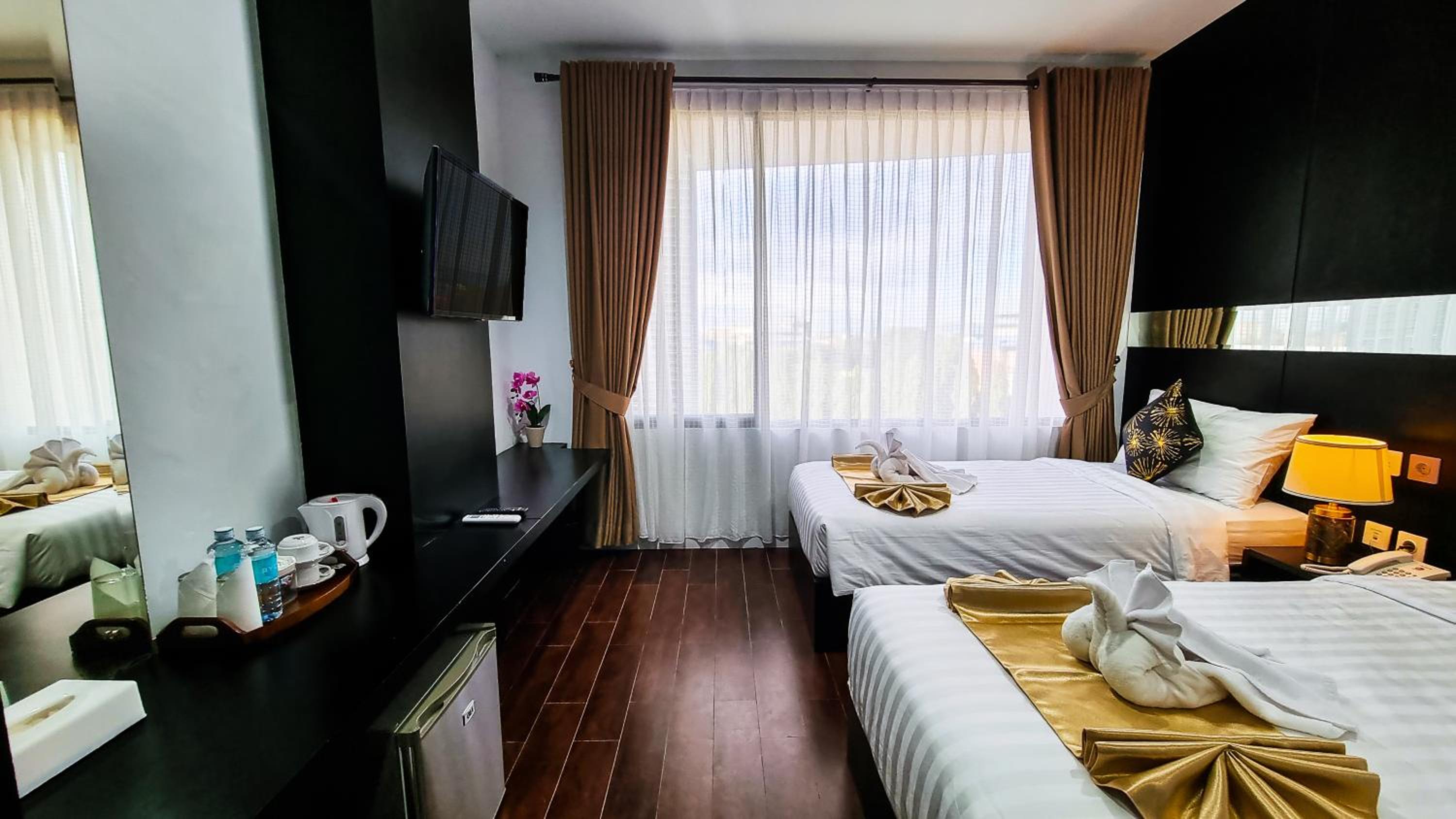 Double or Twin Room photo 3