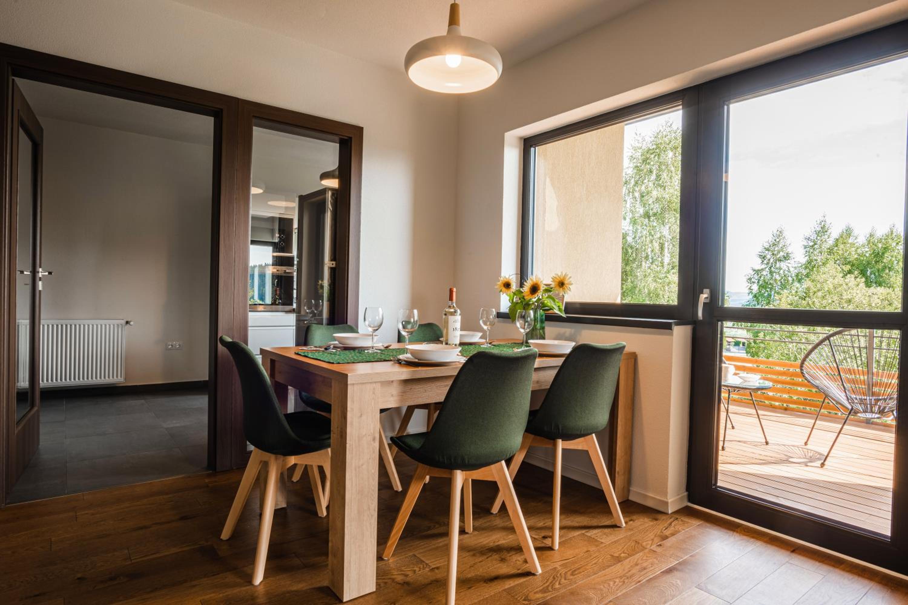 Two-Bedroom Deluxe Apartment with Balcony photo 3