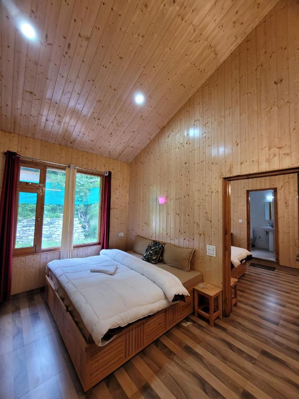 Family Room With Private Bathroom photo 2