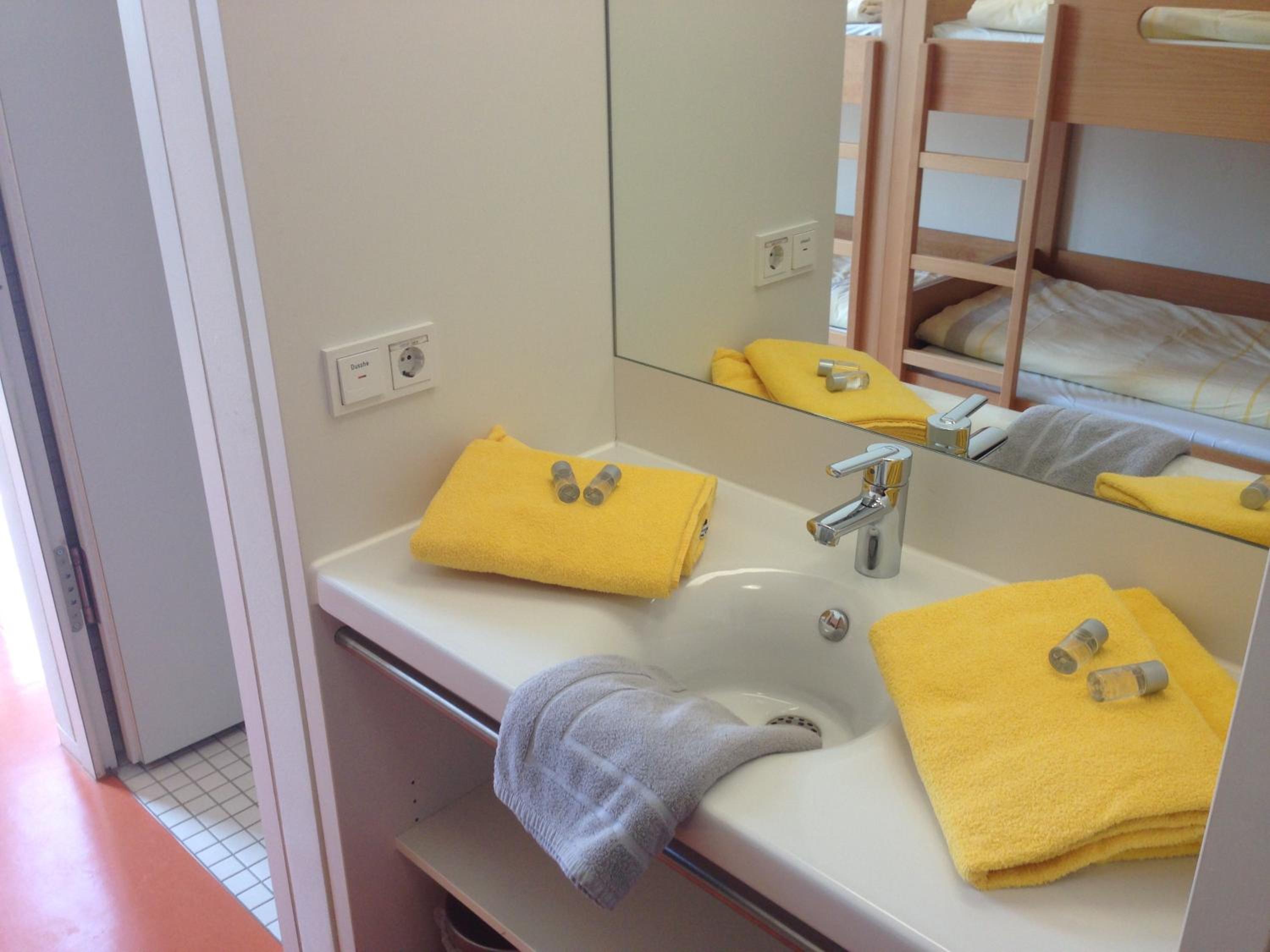 Quadruple Room - Photo 6