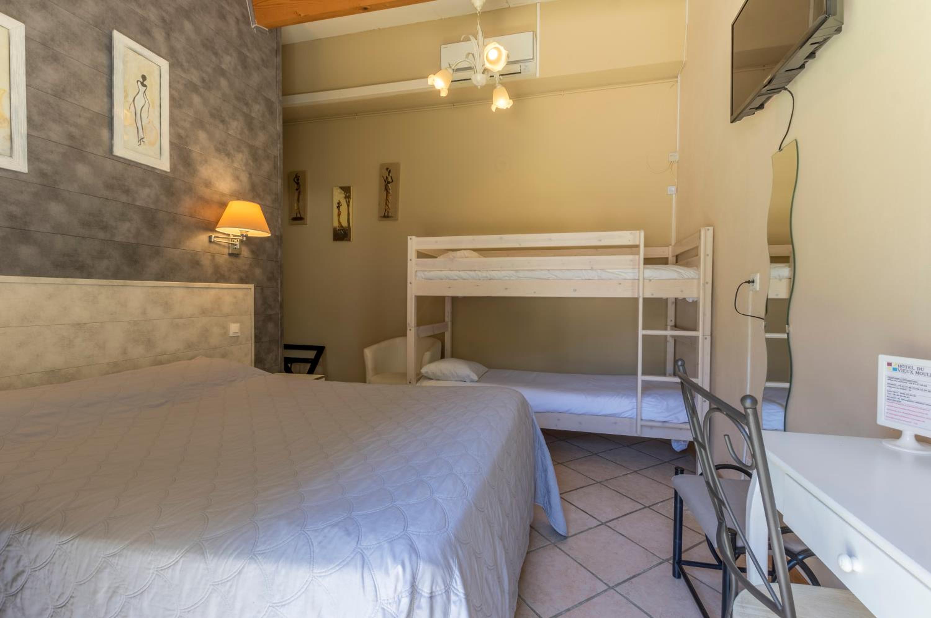 Quadruple Room photo 2