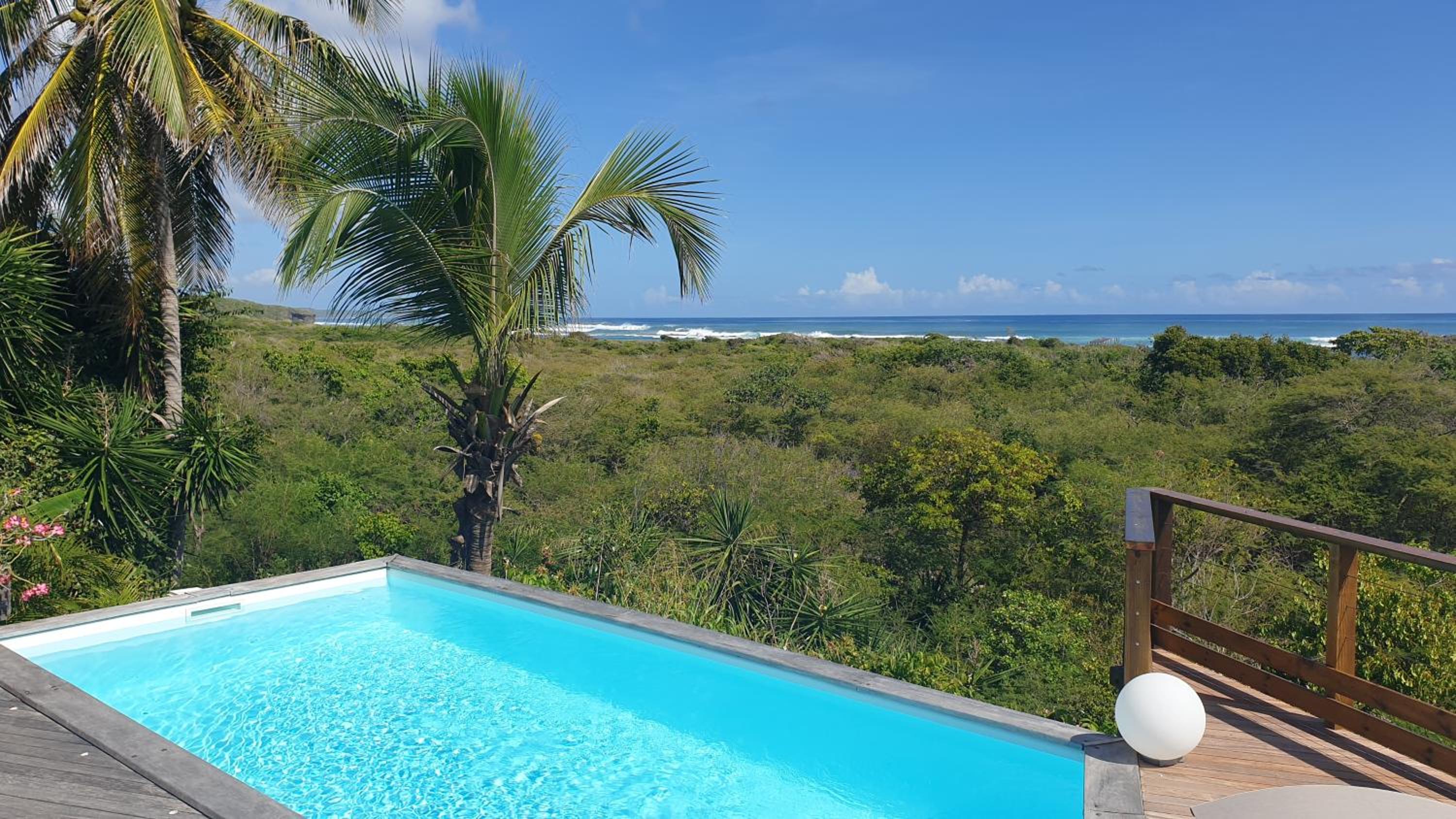 Three-Bedroom Villa photo 2