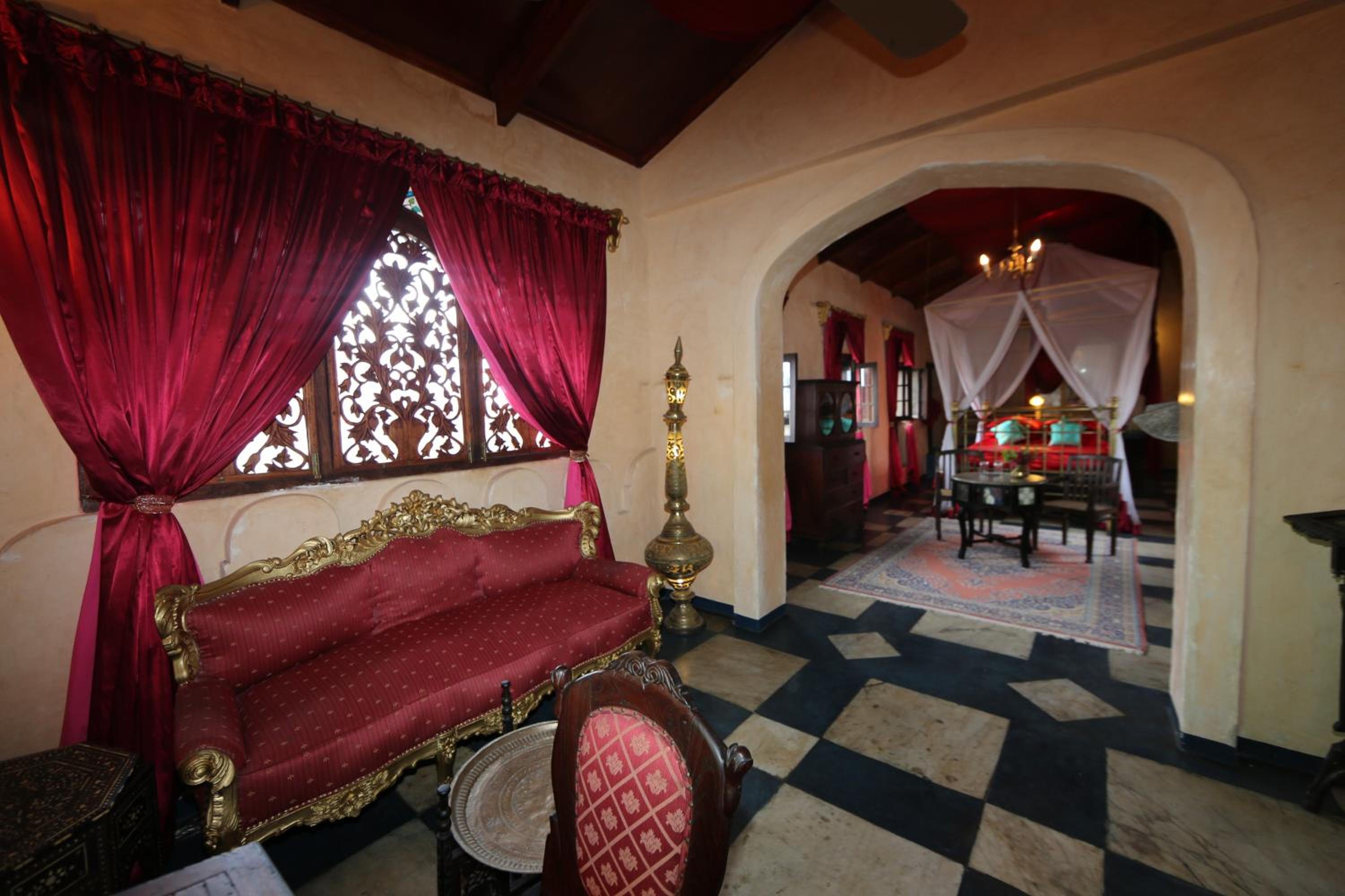 Deluxe Queen Room