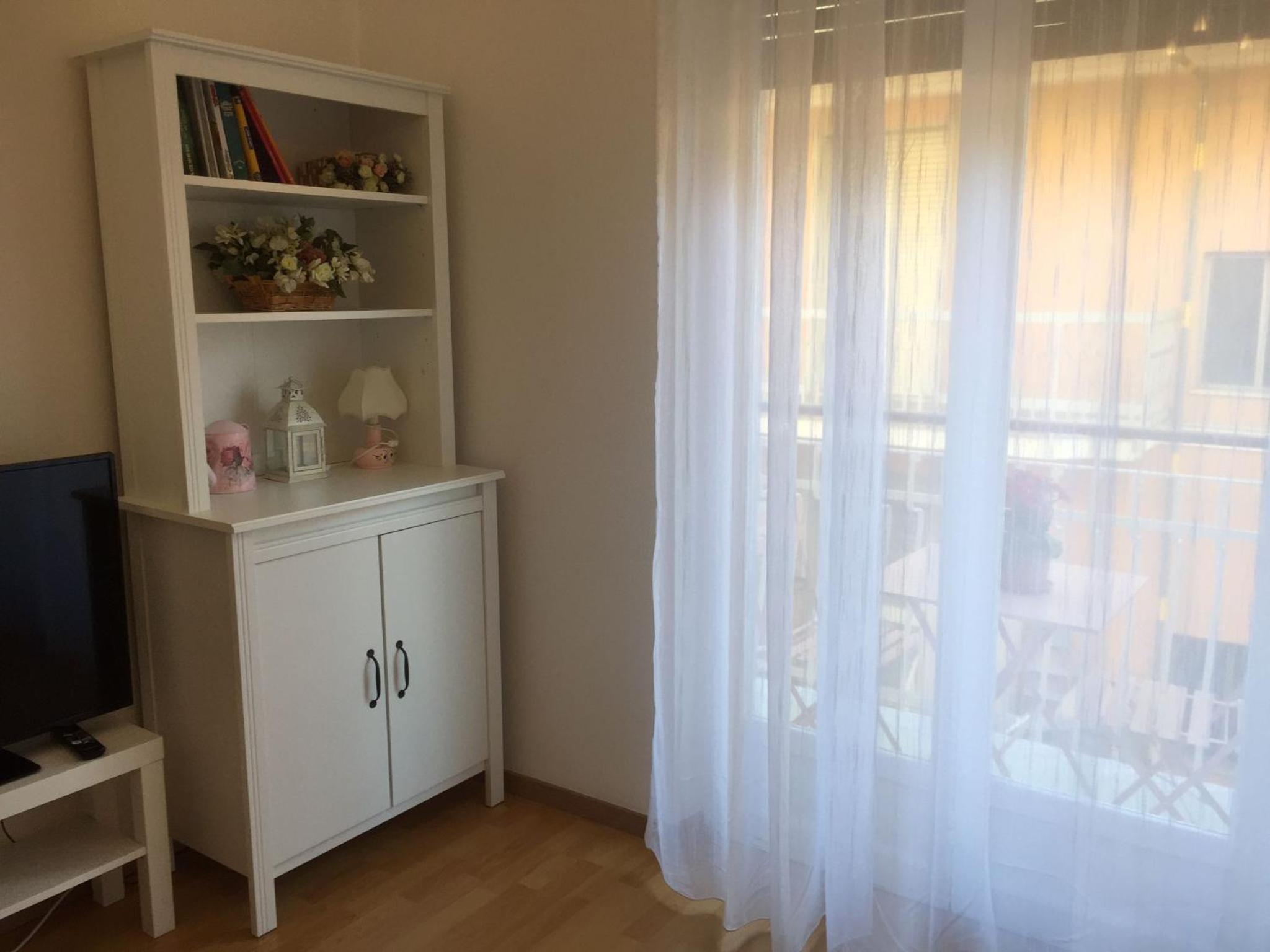 One-Bedroom Apartment photo 3