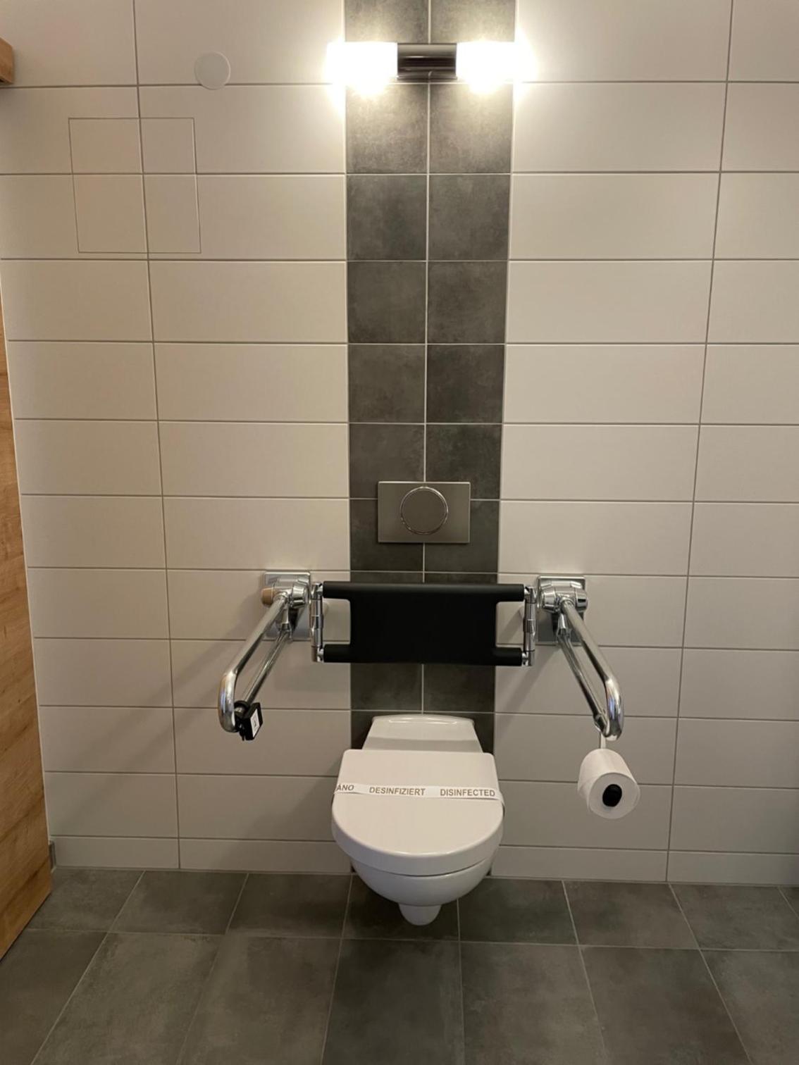 Double Room - Disability Access photo 2