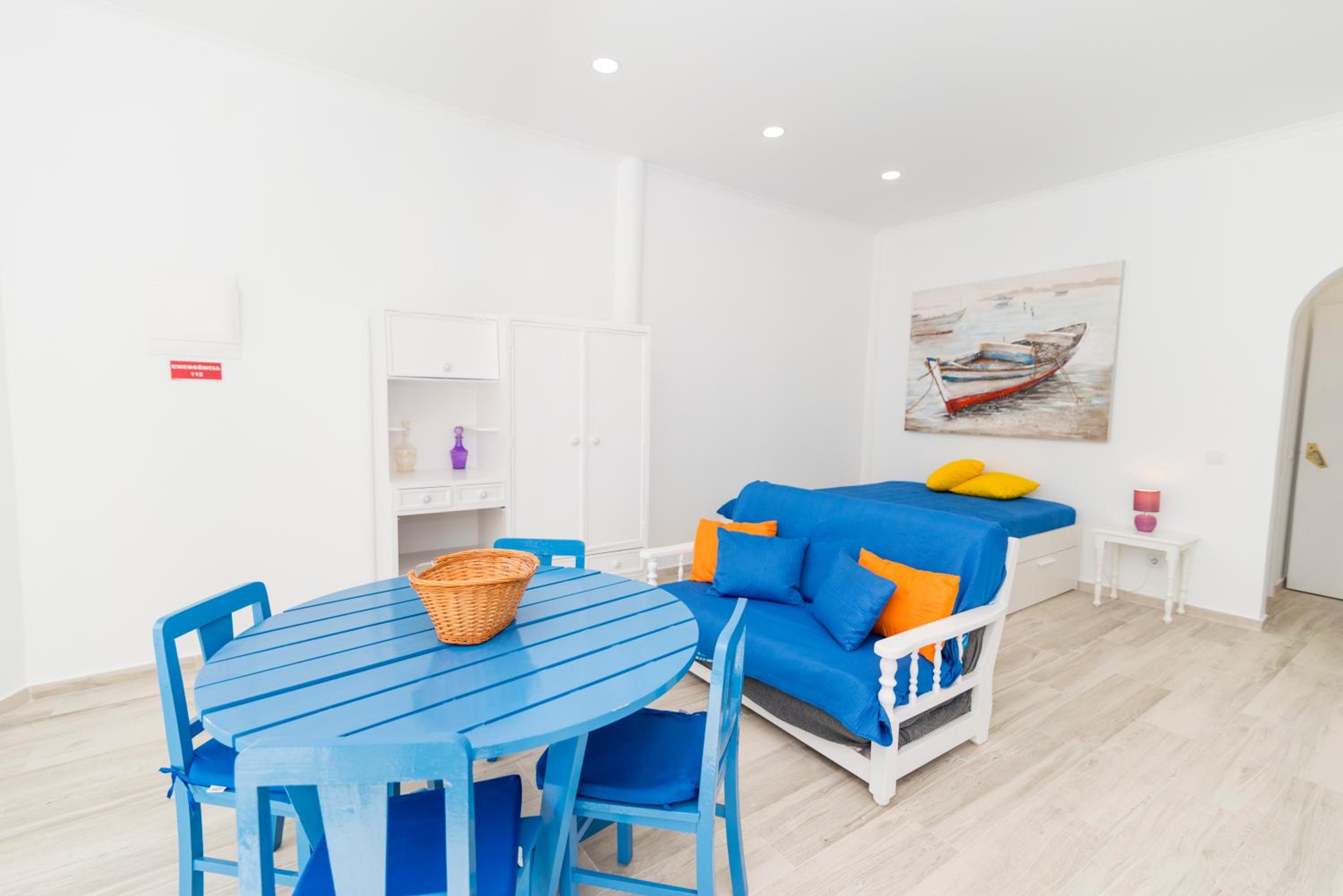 One-Bedroom House photo 1