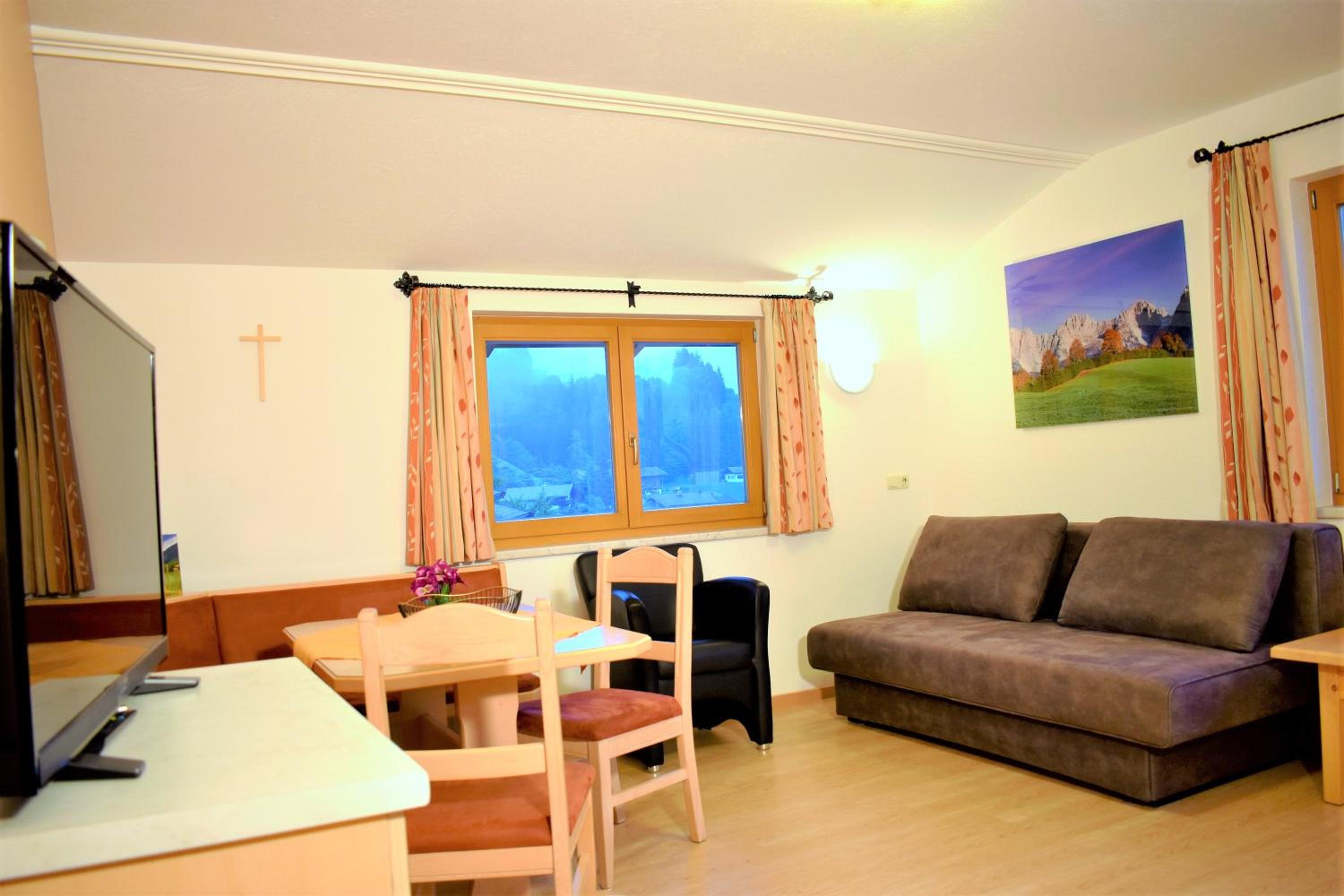 One-Bedroom Apartment with Balcony TOP 10 photo 1
