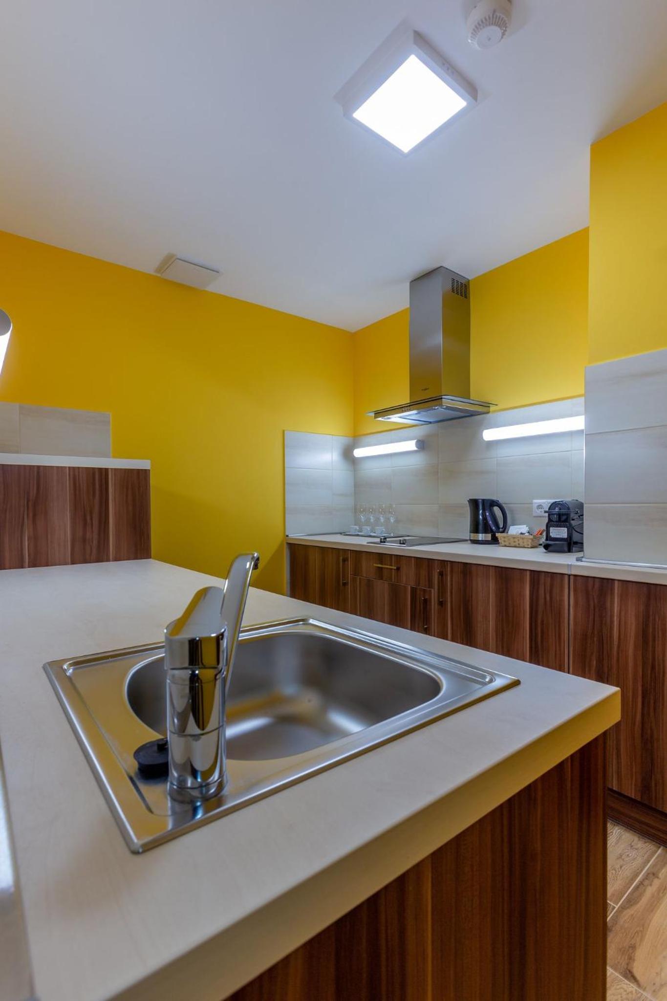 Two-Bedroom Apartment - Photo 5