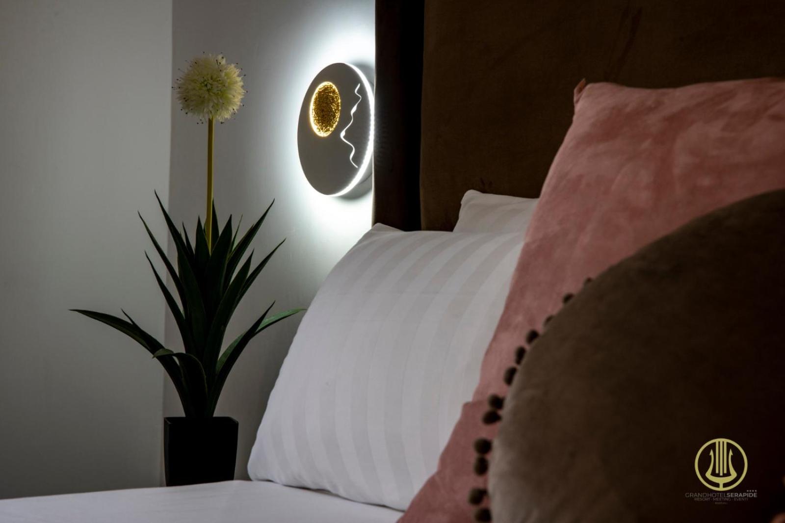 Standard Double Room - Photo 2