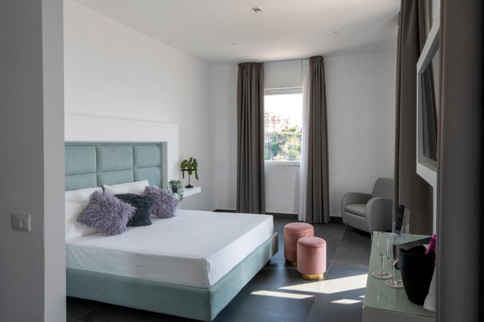 Junior Suite with Terrace - Photo 1