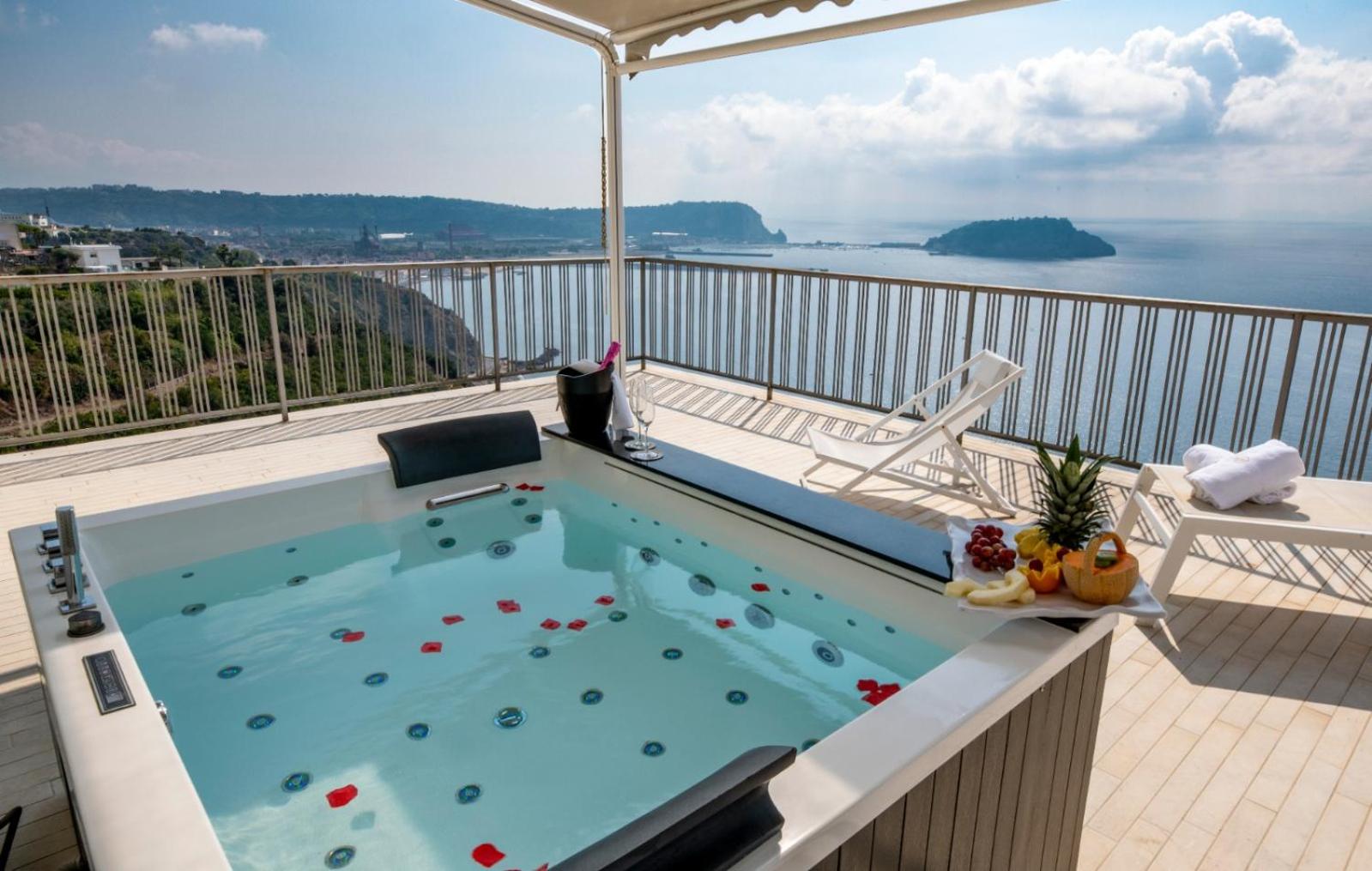 Junior Suite with Terrace - Photo 15