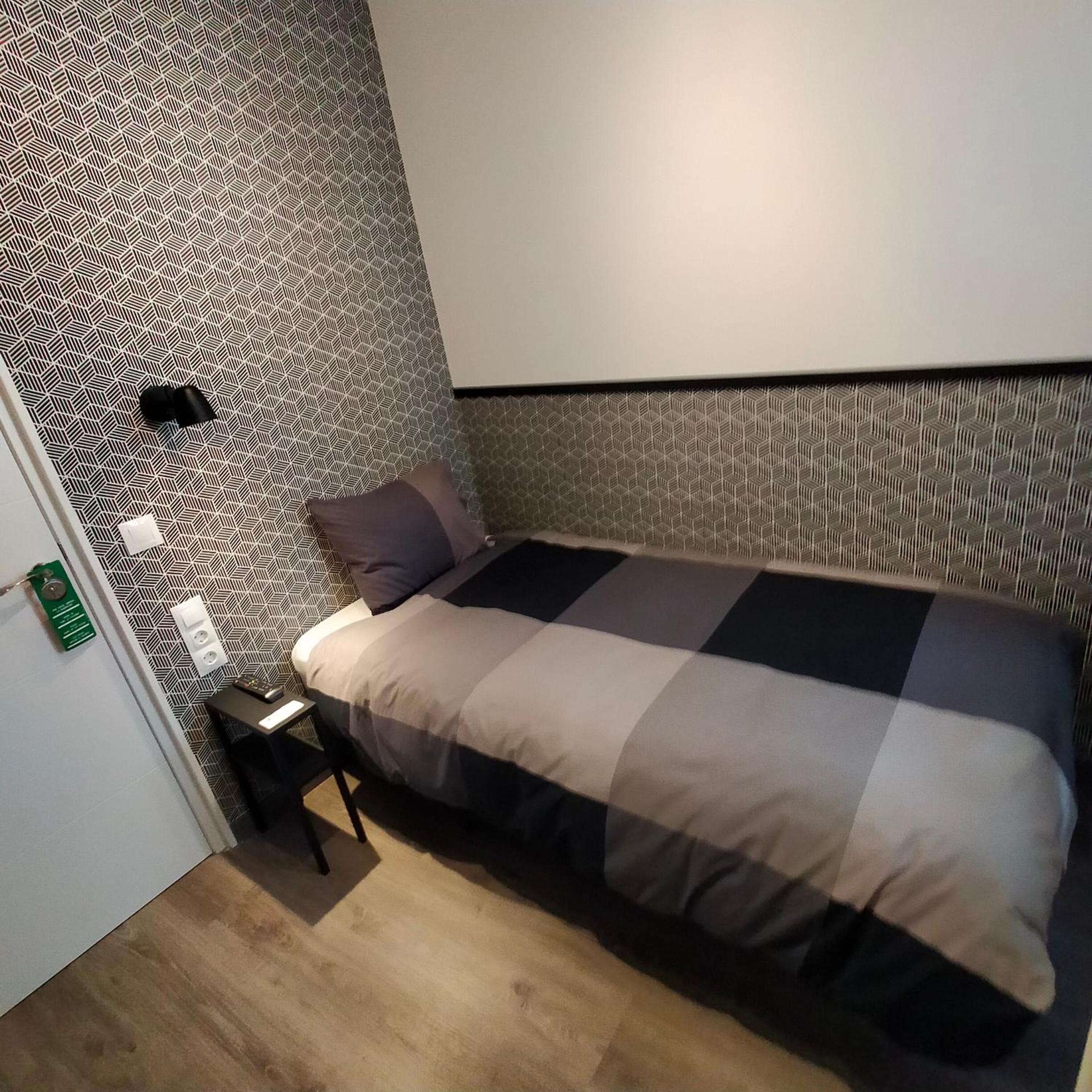 Small Single Room