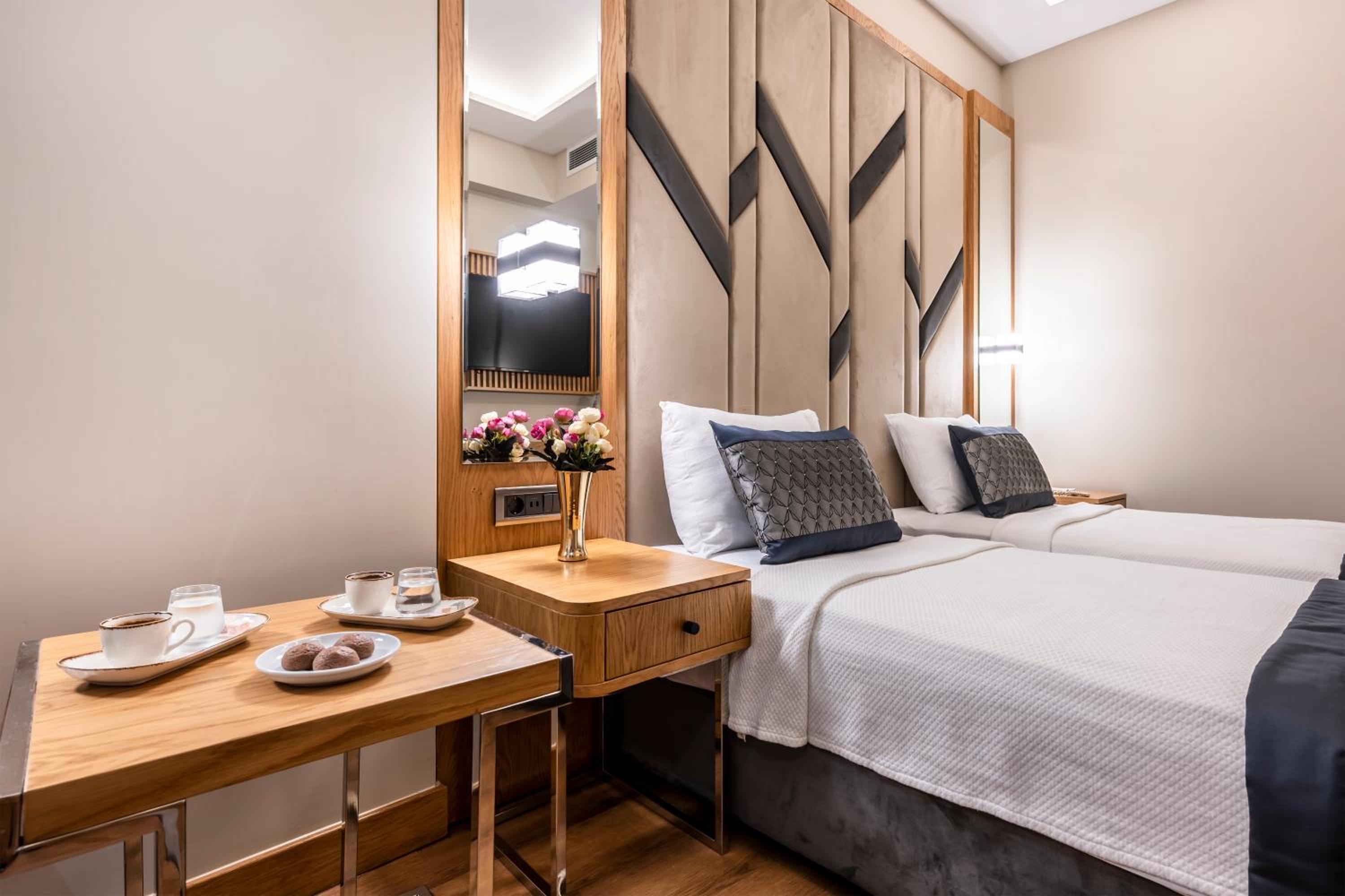 Budget Double or Twin Room photo 3