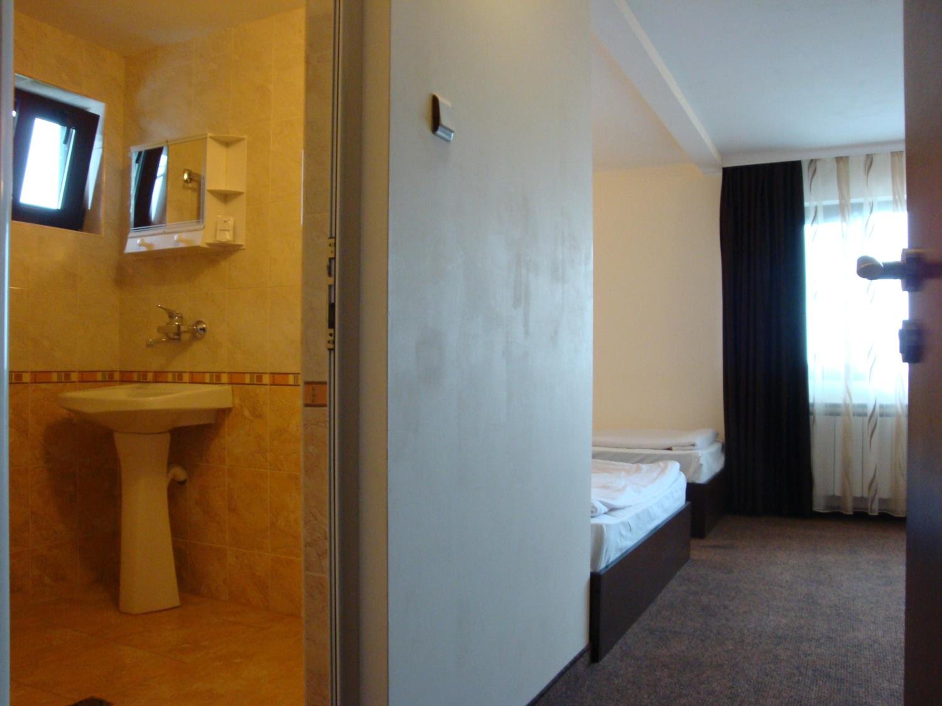 Triple Room with Balcony photo 3