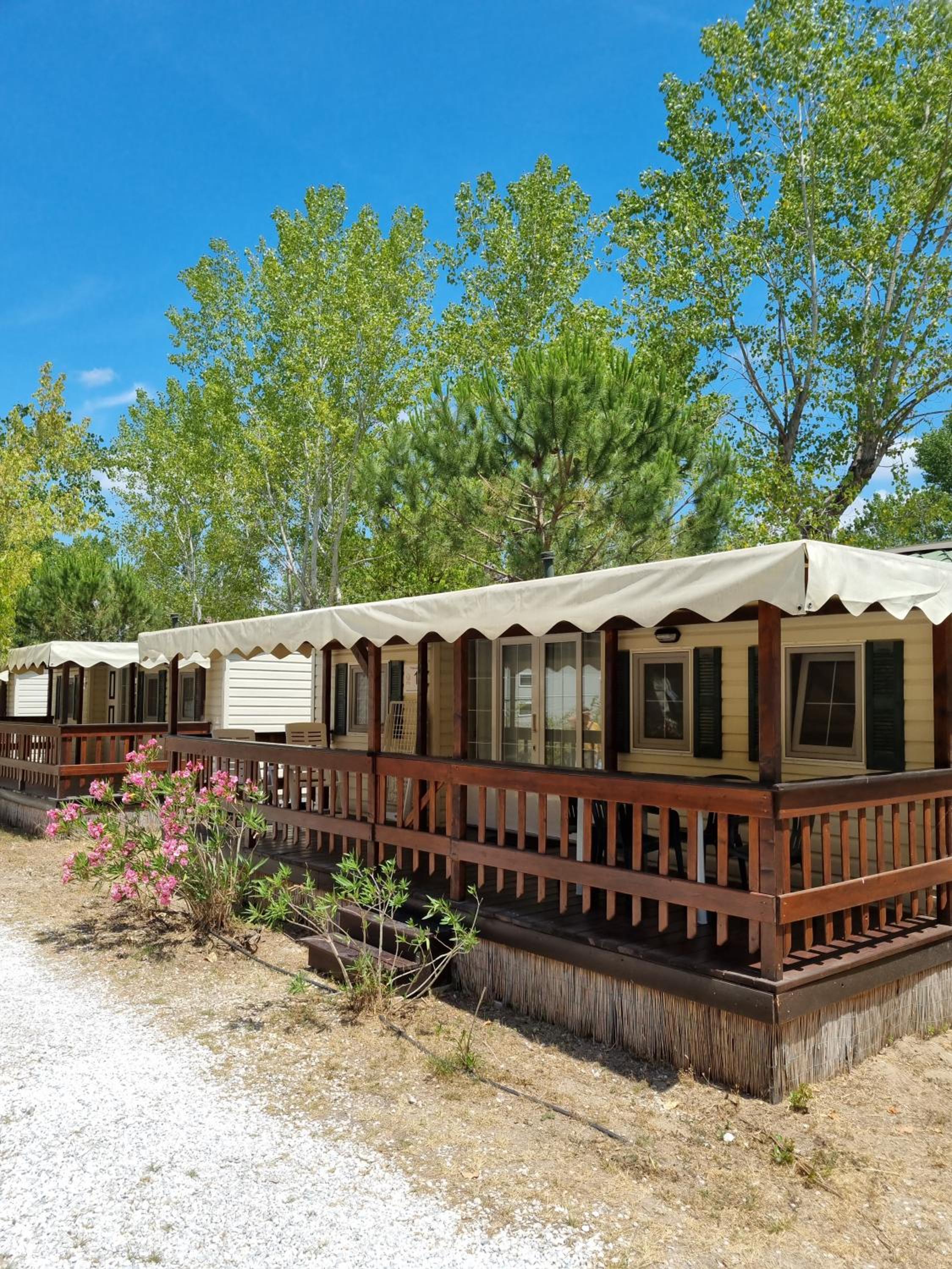 Three-Bedroom Chalet - Photo 15