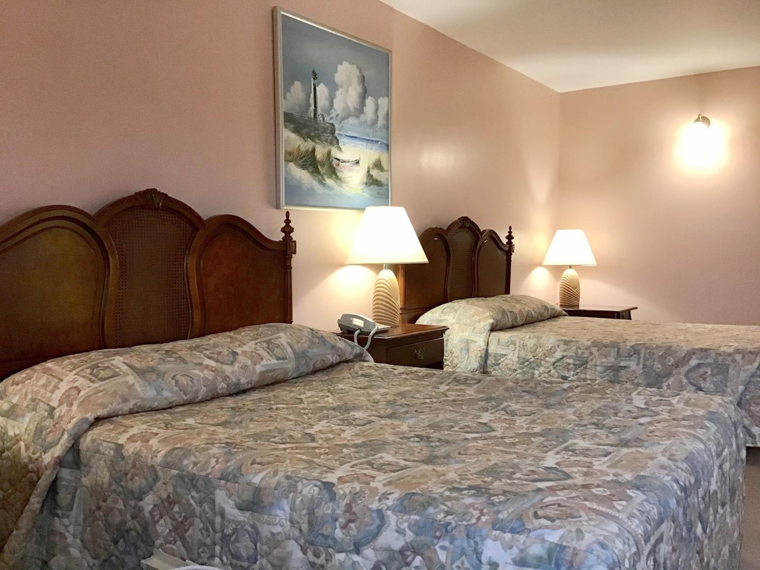 Double Room With Two Double Beds - Photo 6