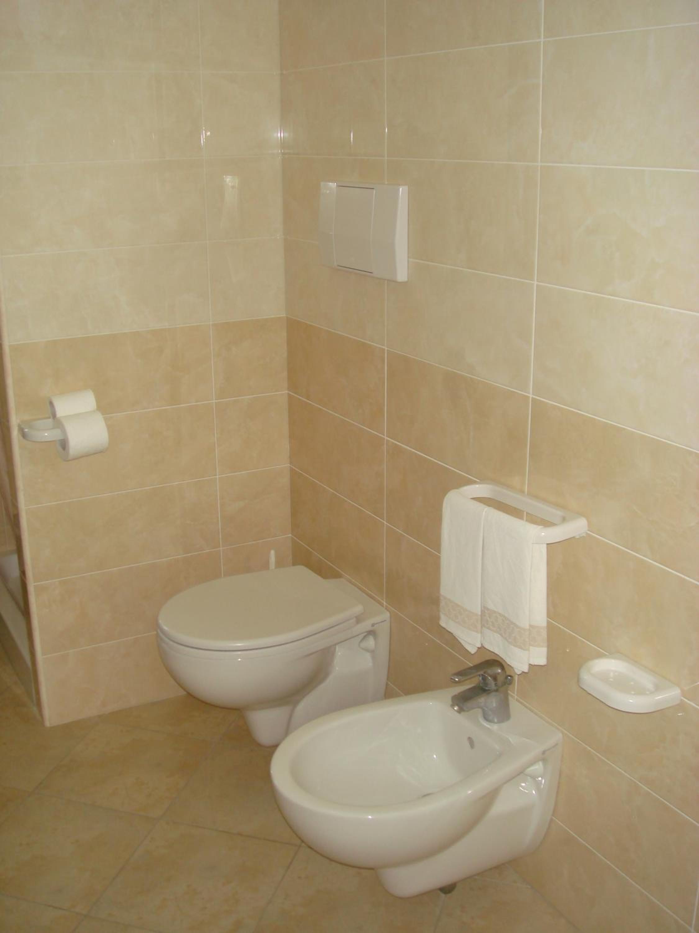 Quadruple Room - Photo 4