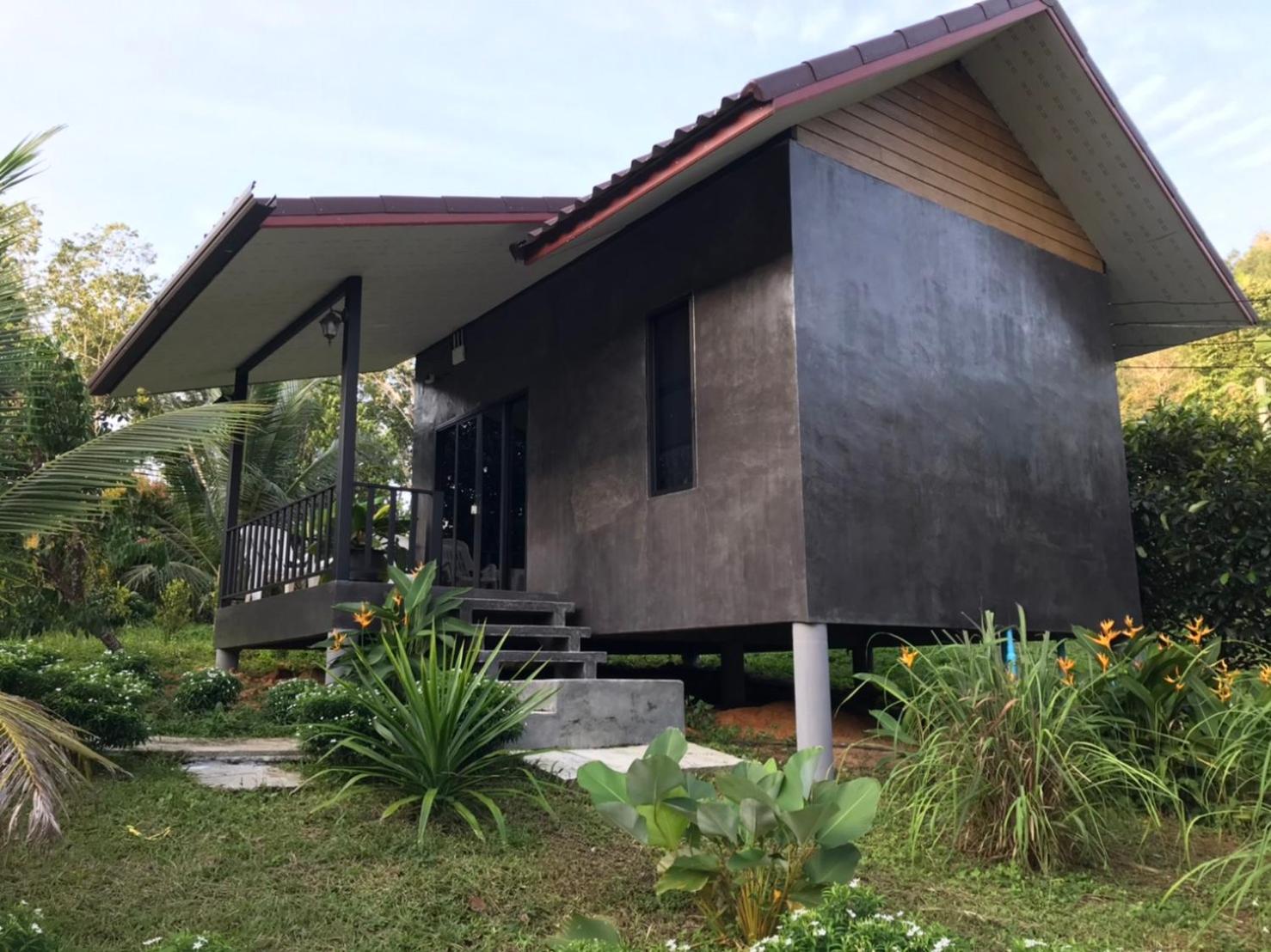 Deluxe Bungalow with Garden View - Photo 22