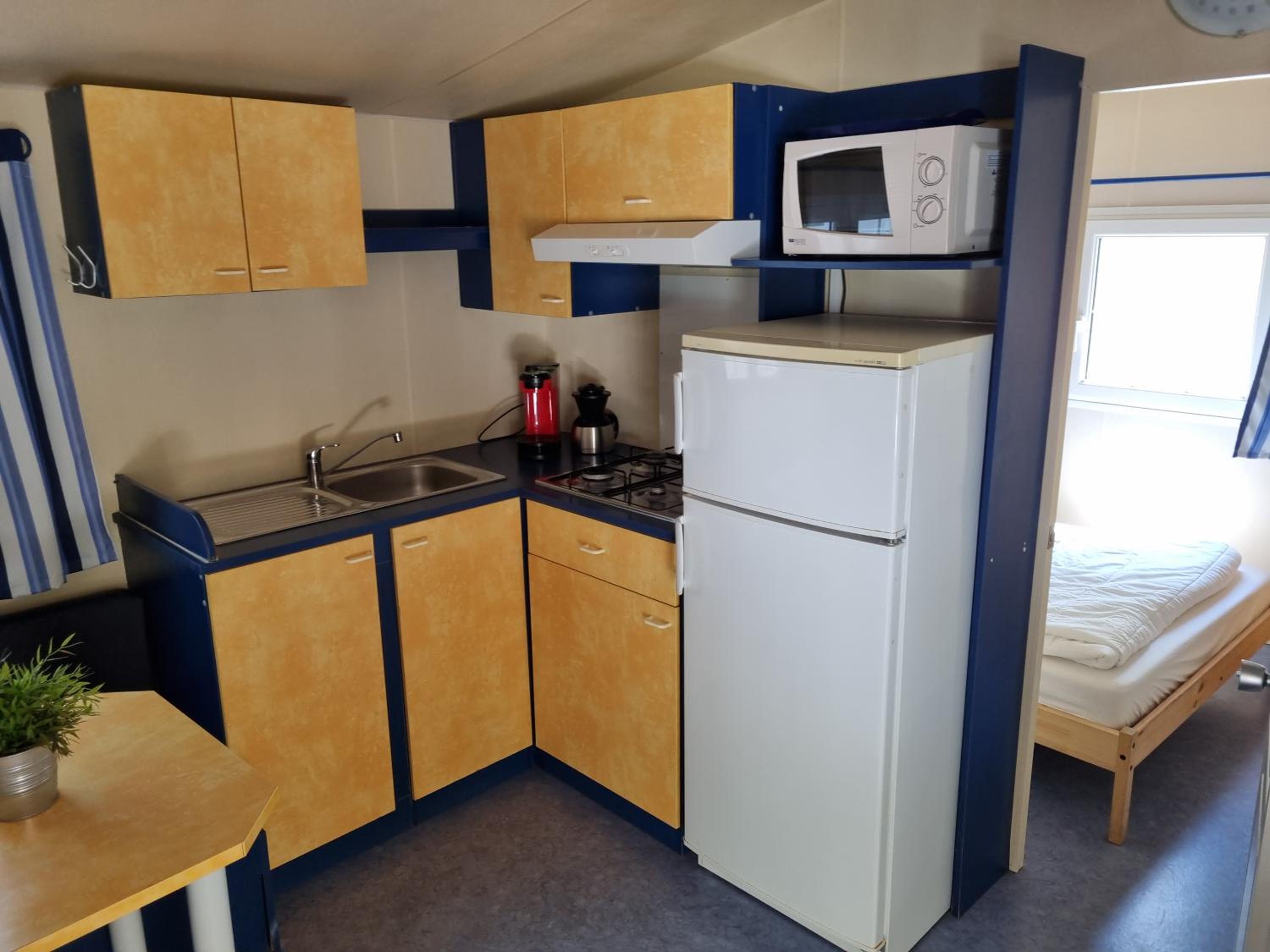 Three-Bedroom Chalet - Photo 11