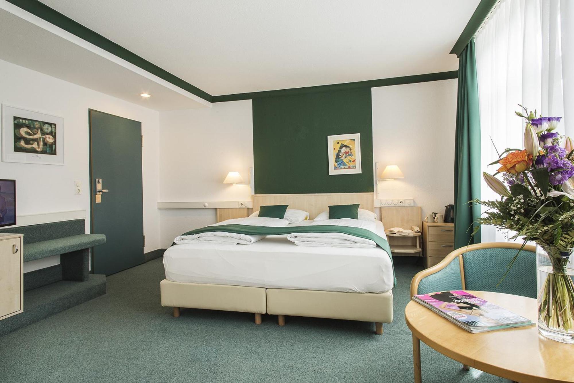 Double Room - Photo 5