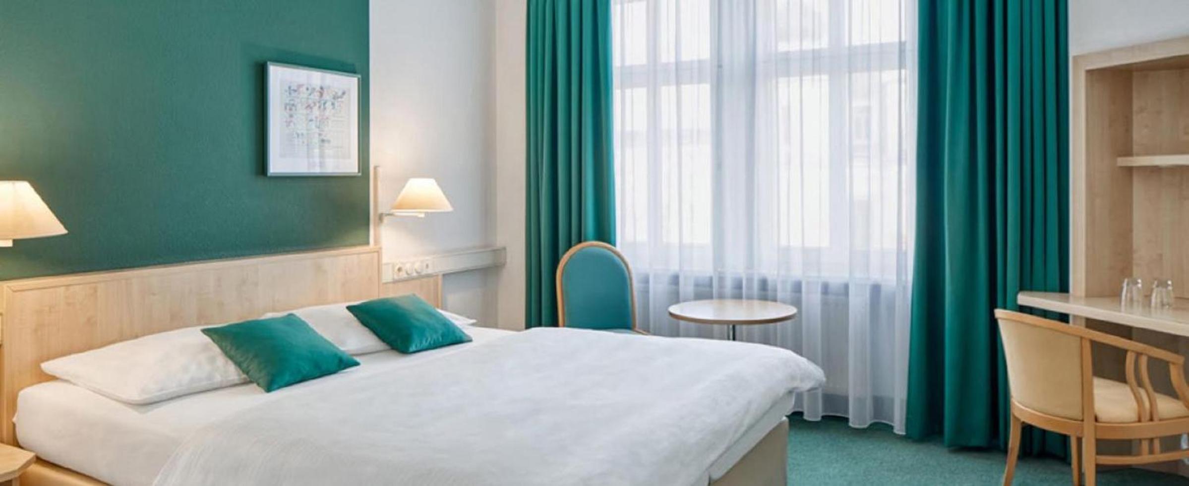 Double Room - Photo 4