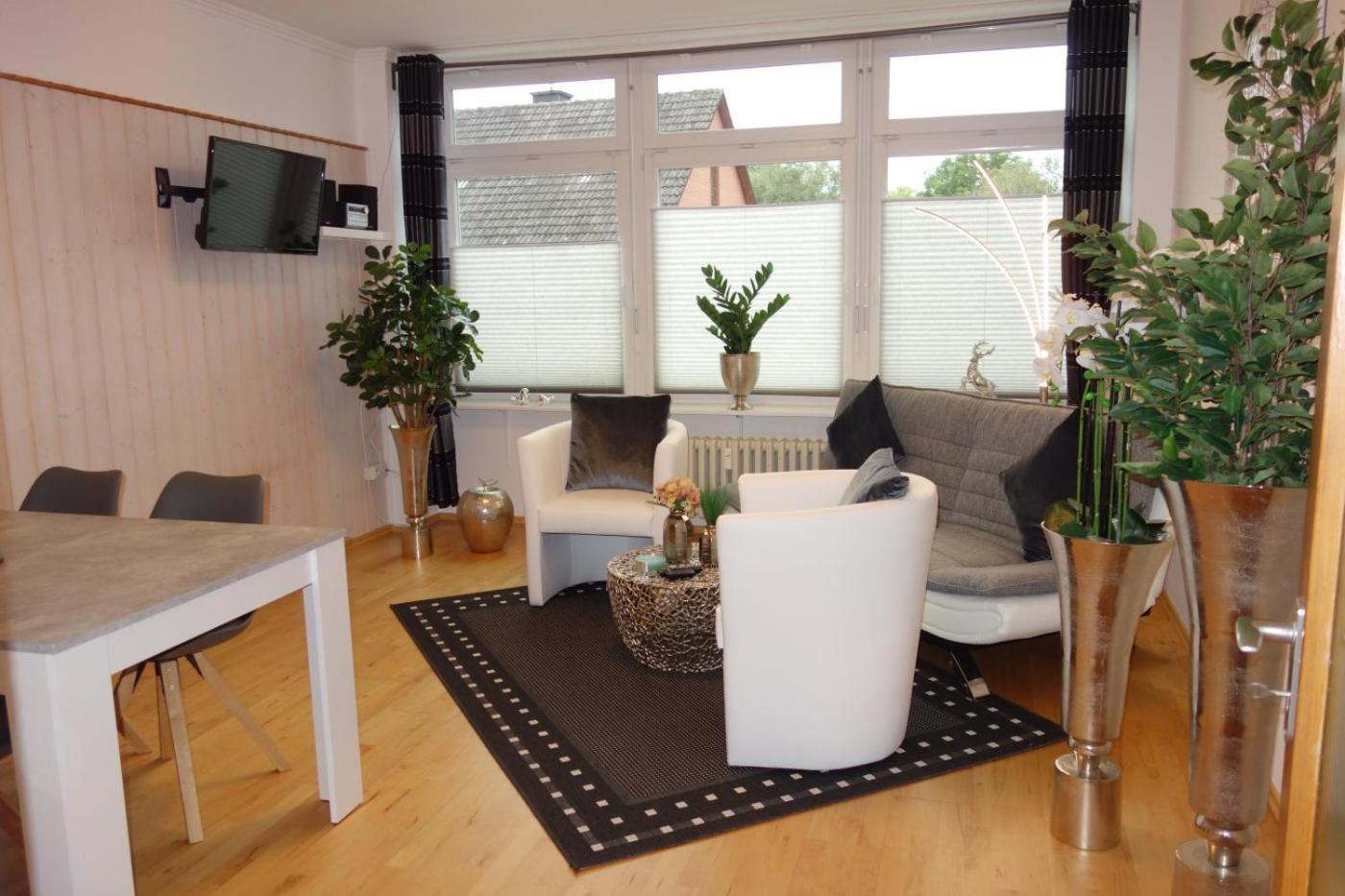Apartment photo 1