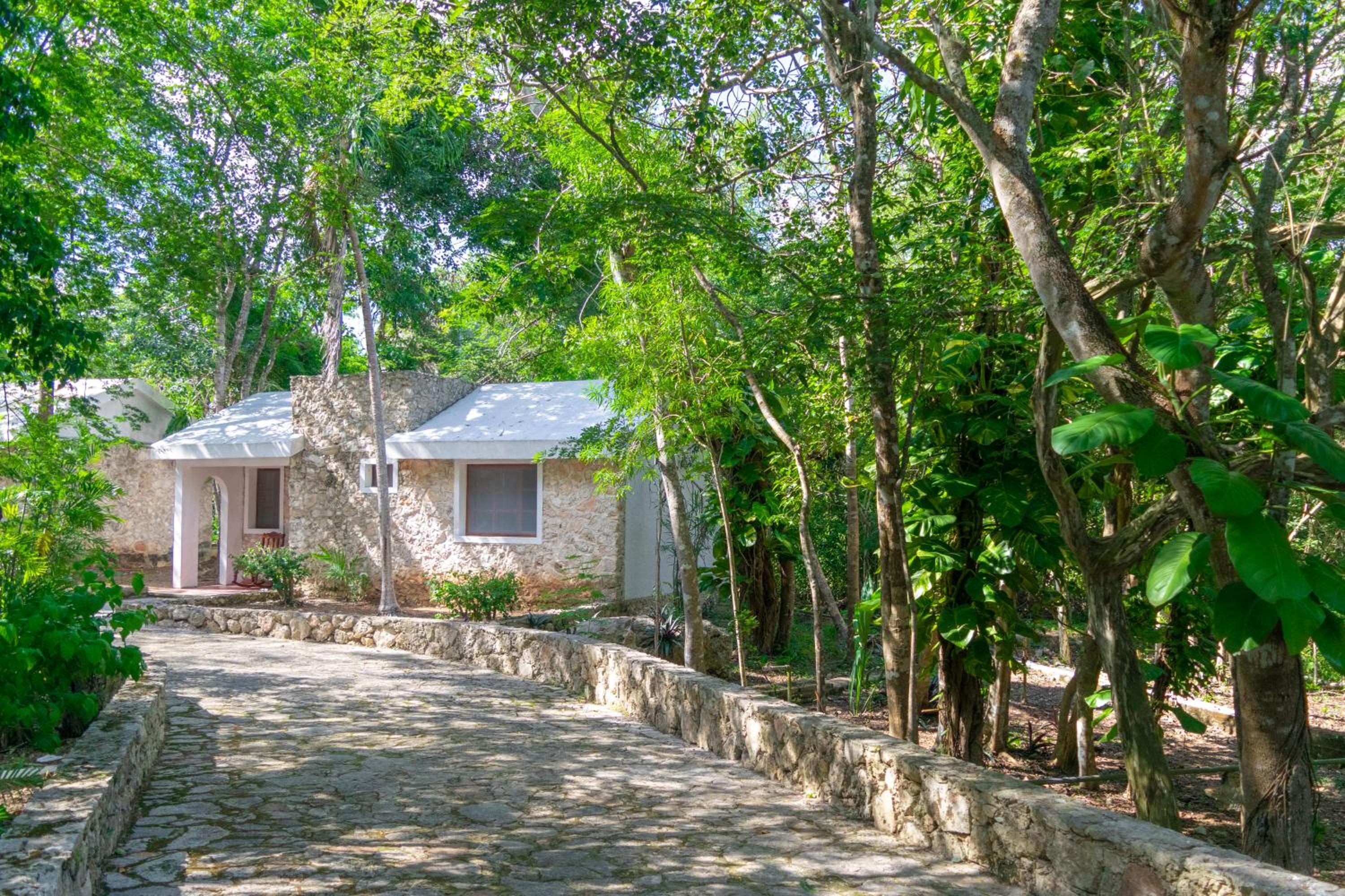 Villa photo 2