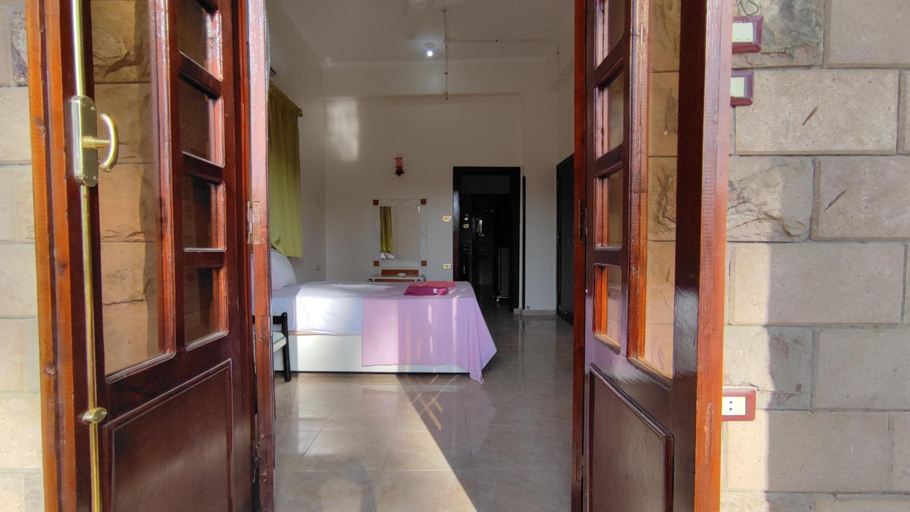 Deluxe Double Room with Balcony photo 1