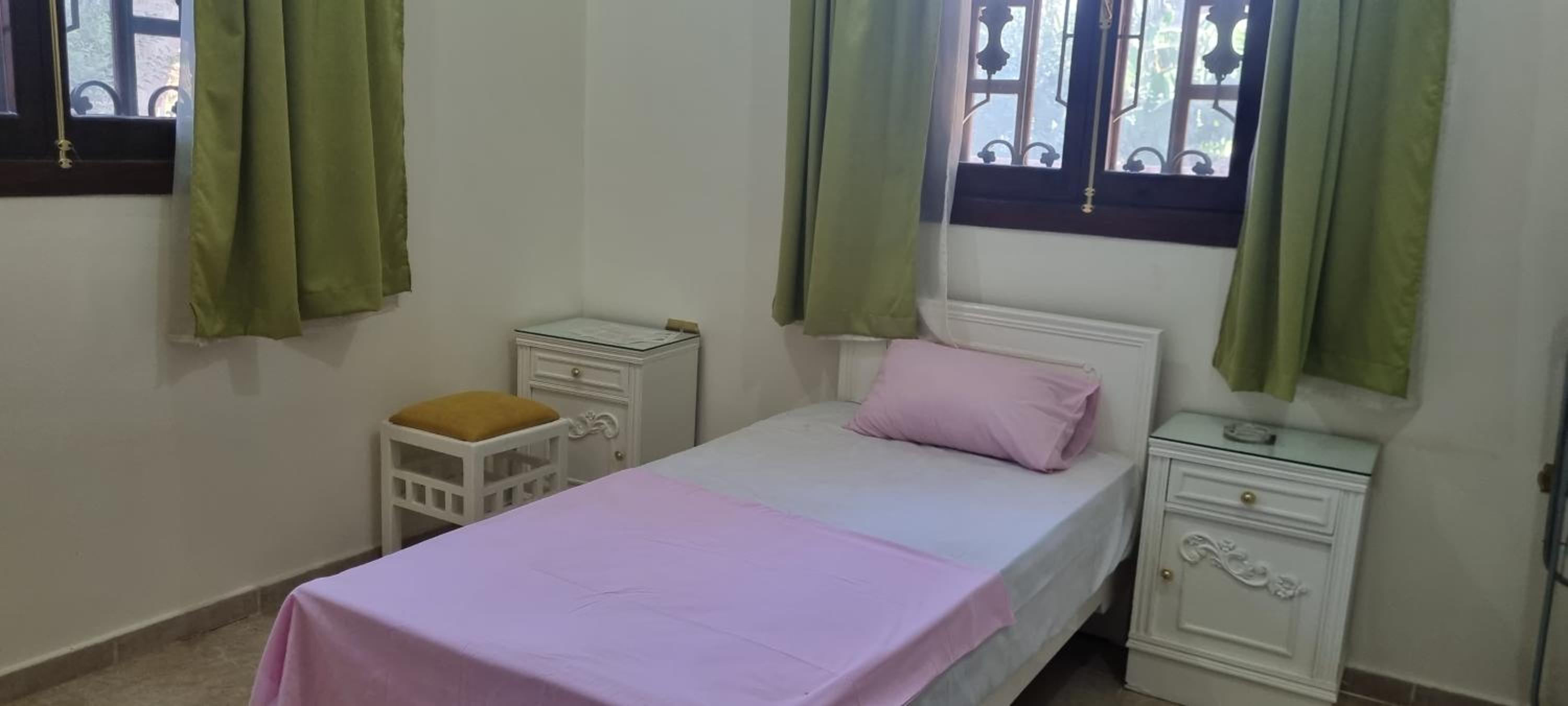 Single Room with Private Bathroom photo 1