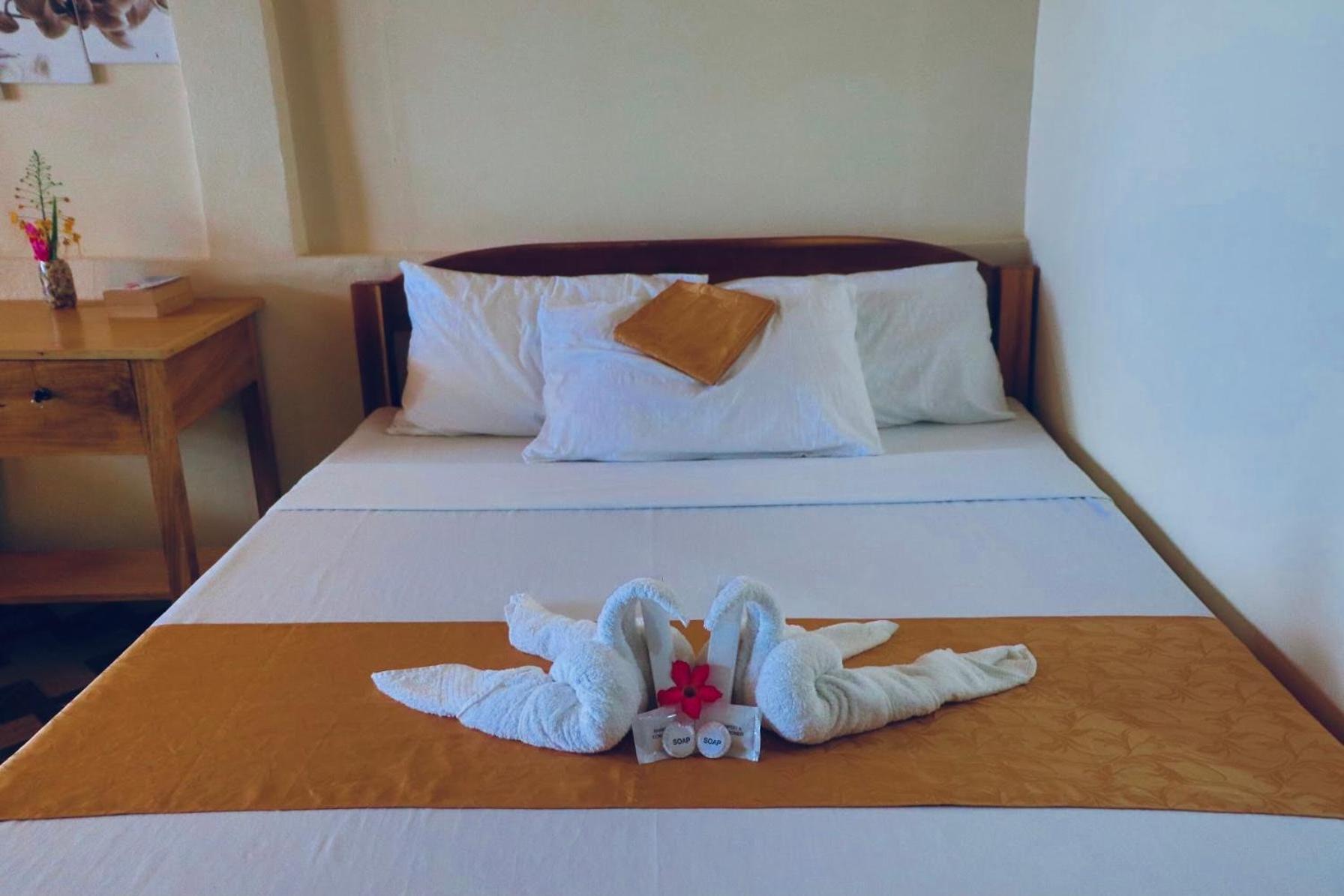 Deluxe Double Room with Balcony and Sea View - Photo 6