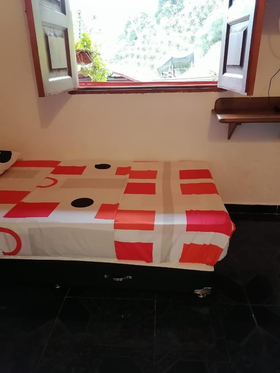 Basic Triple Room photo 3