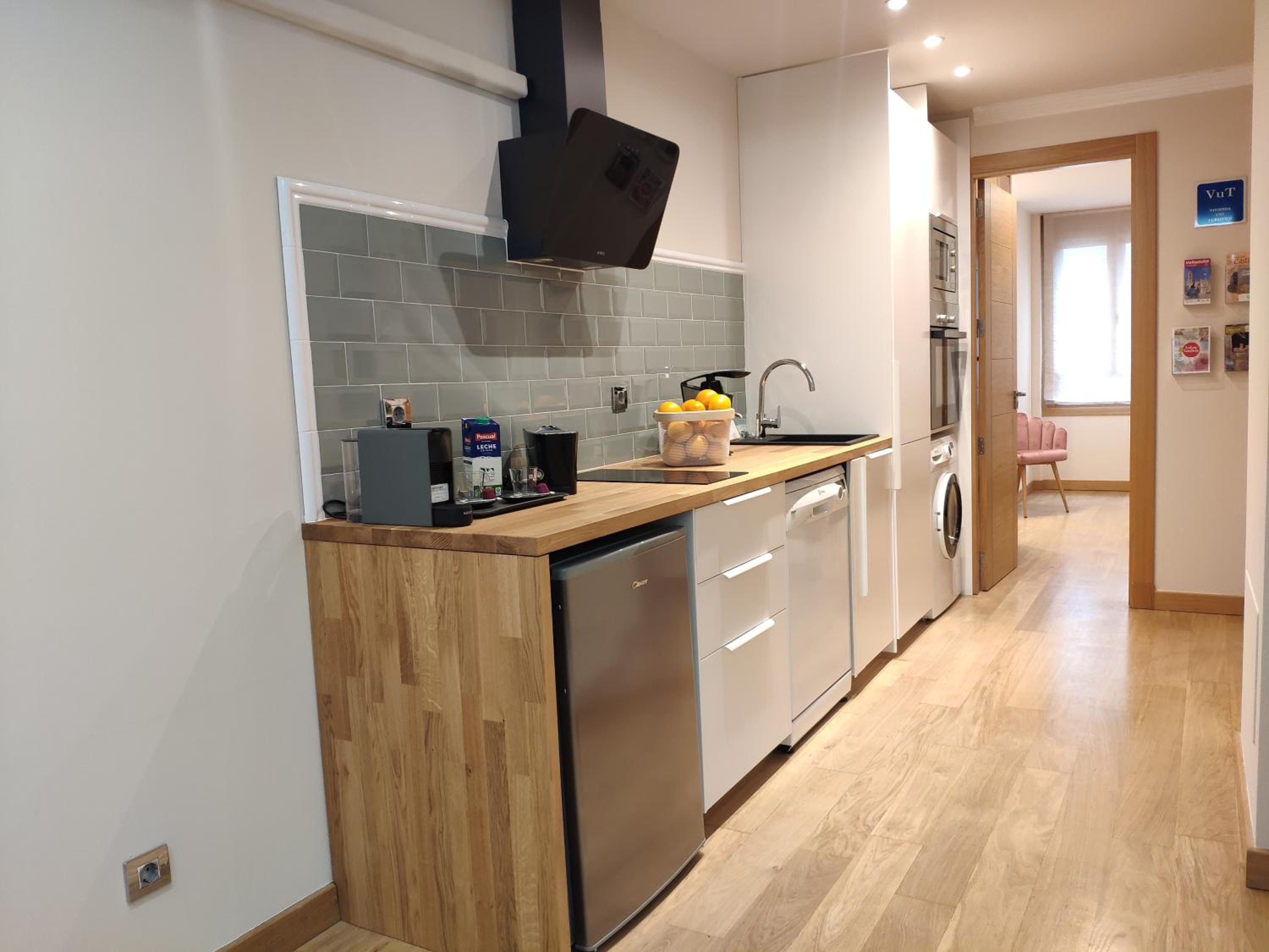 One-Bedroom Apartment - Photo 50