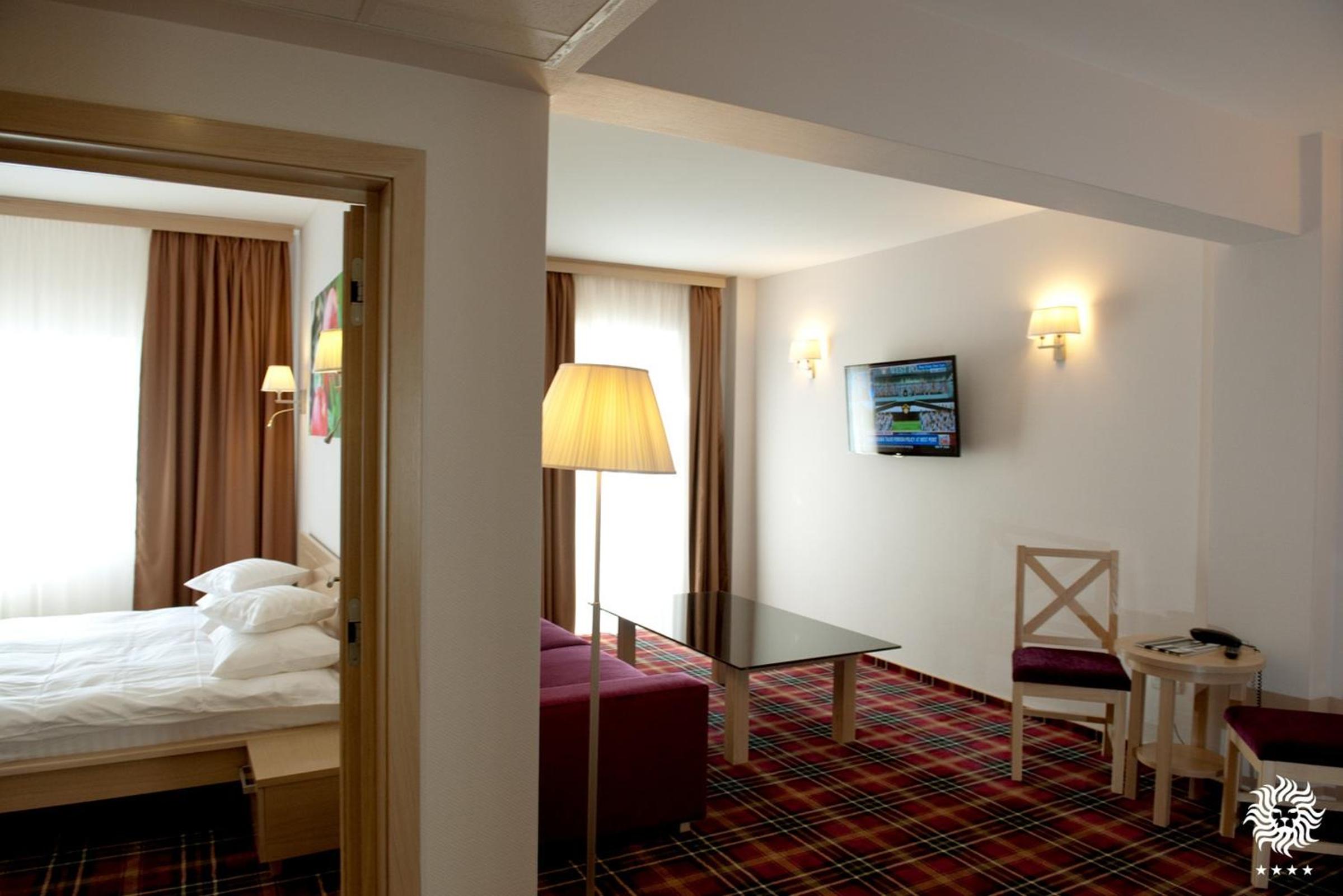 Suite photo 1