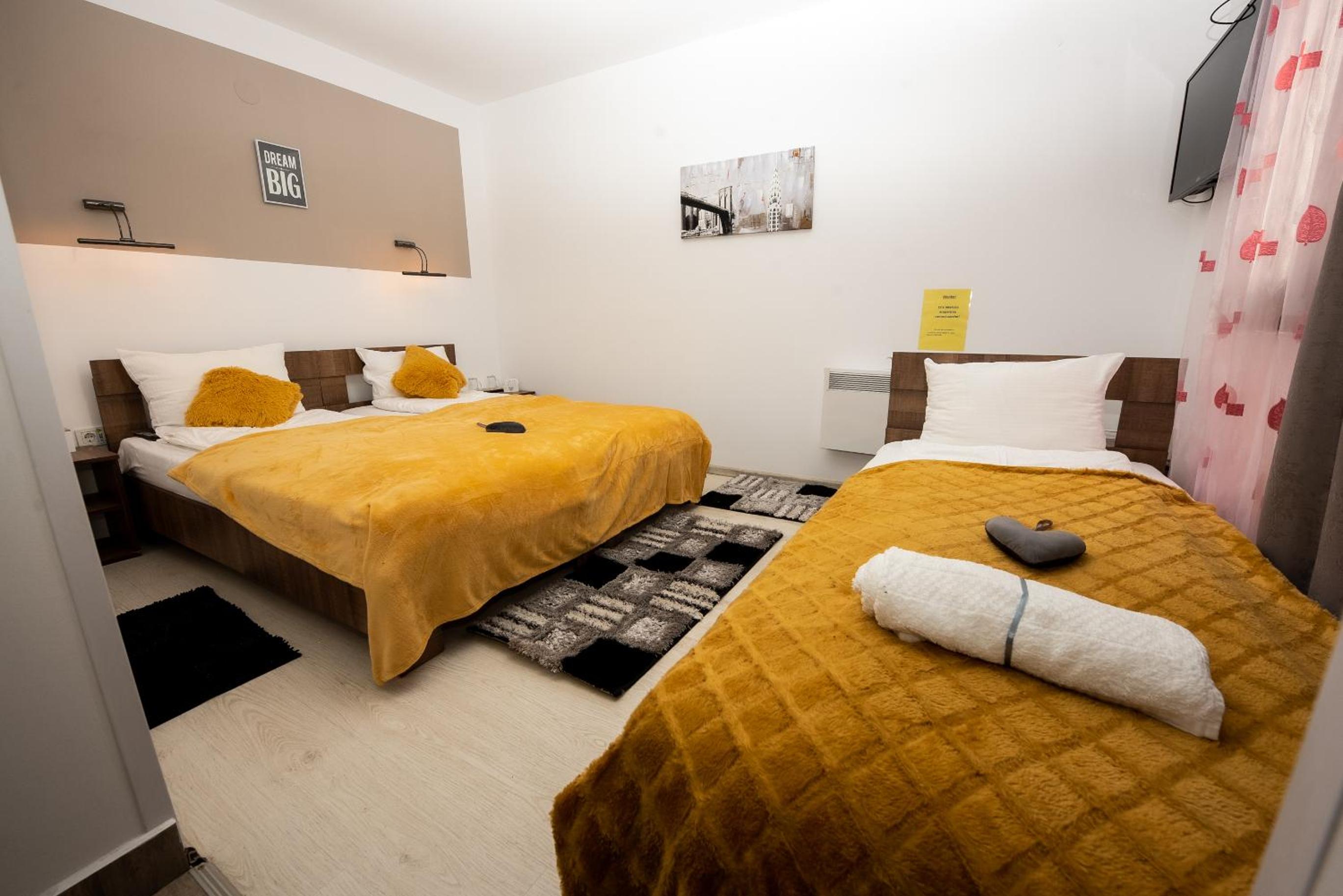 Bungalow (3 Adults) - Photo 2