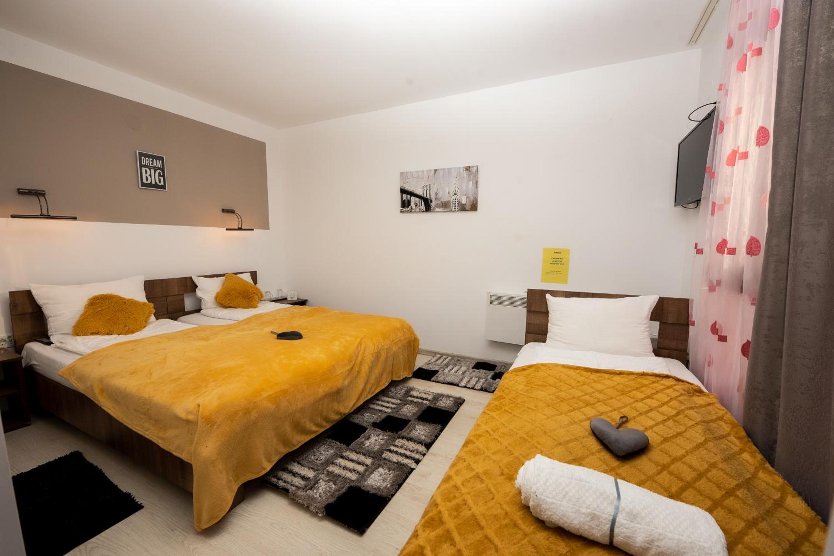Bungalow (3 Adults) - Photo 1