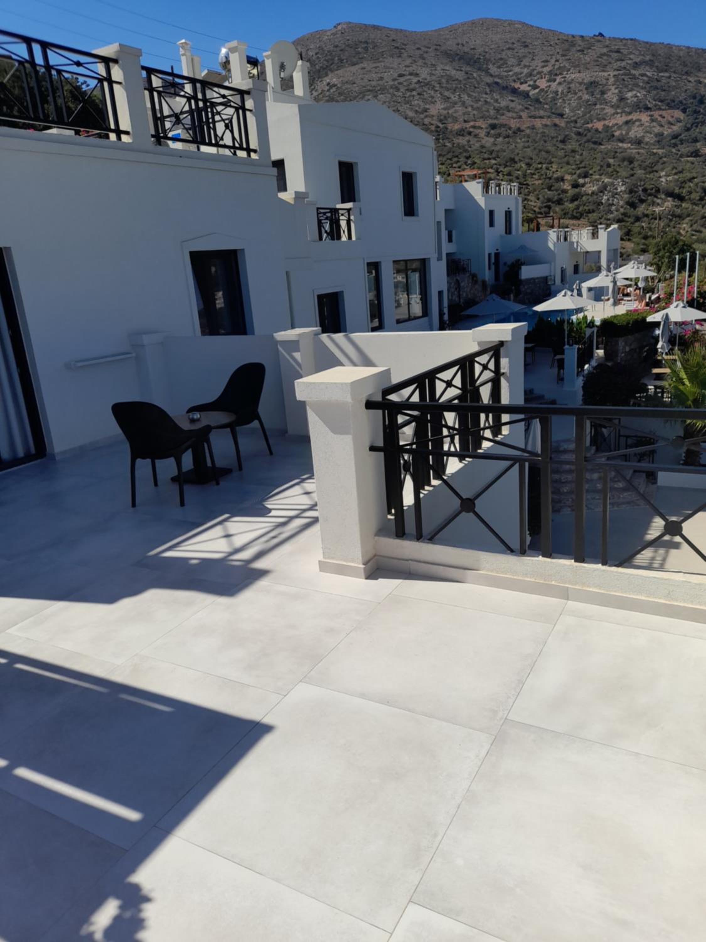 Deluxe Suite with Sea View