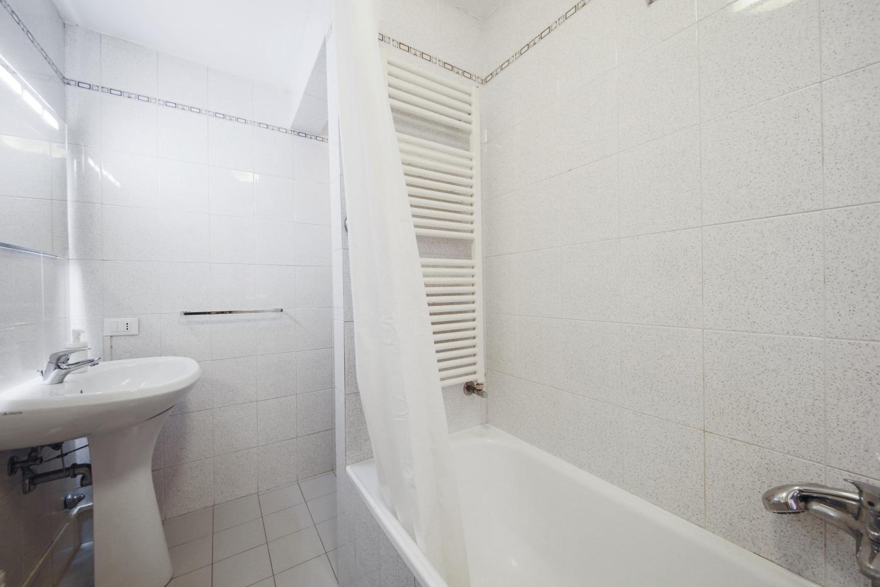 Studio Apartment photo 3