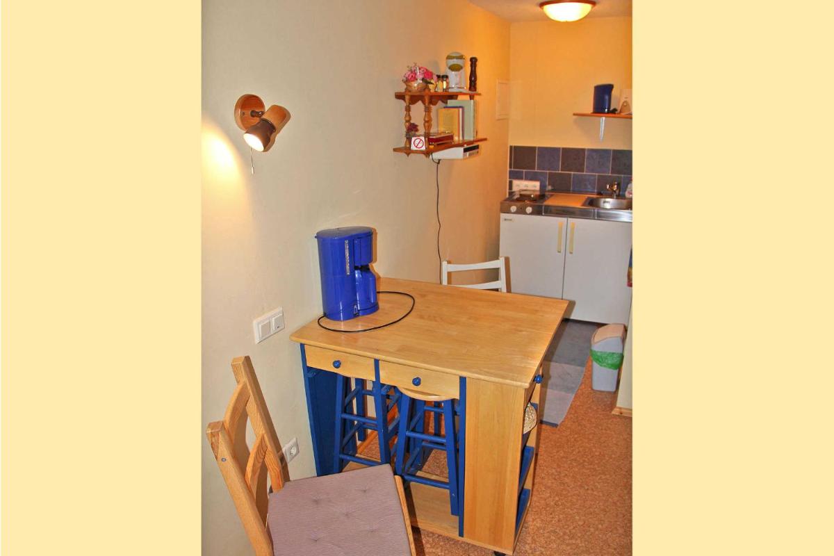 Apartment with Terrace photo 3