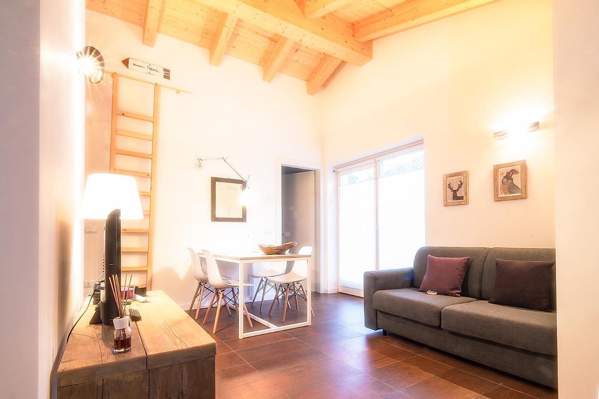 Apartment with Mountain View photo 1