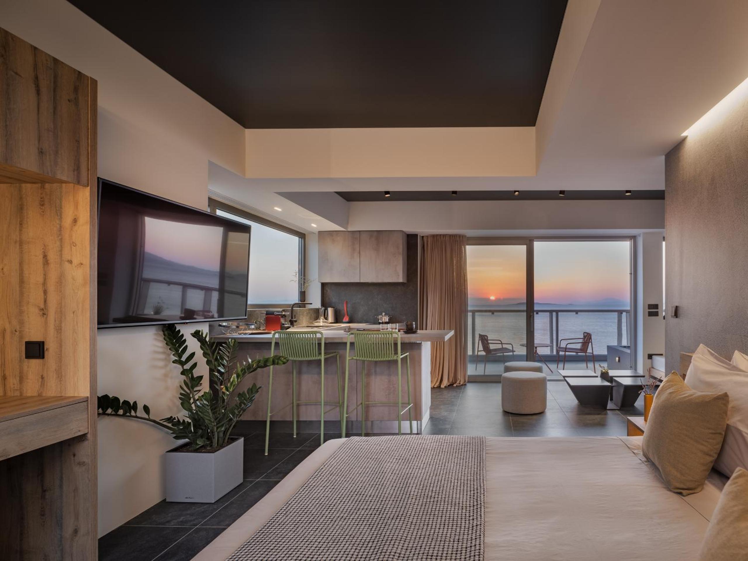 Loft Apartment with Sea View