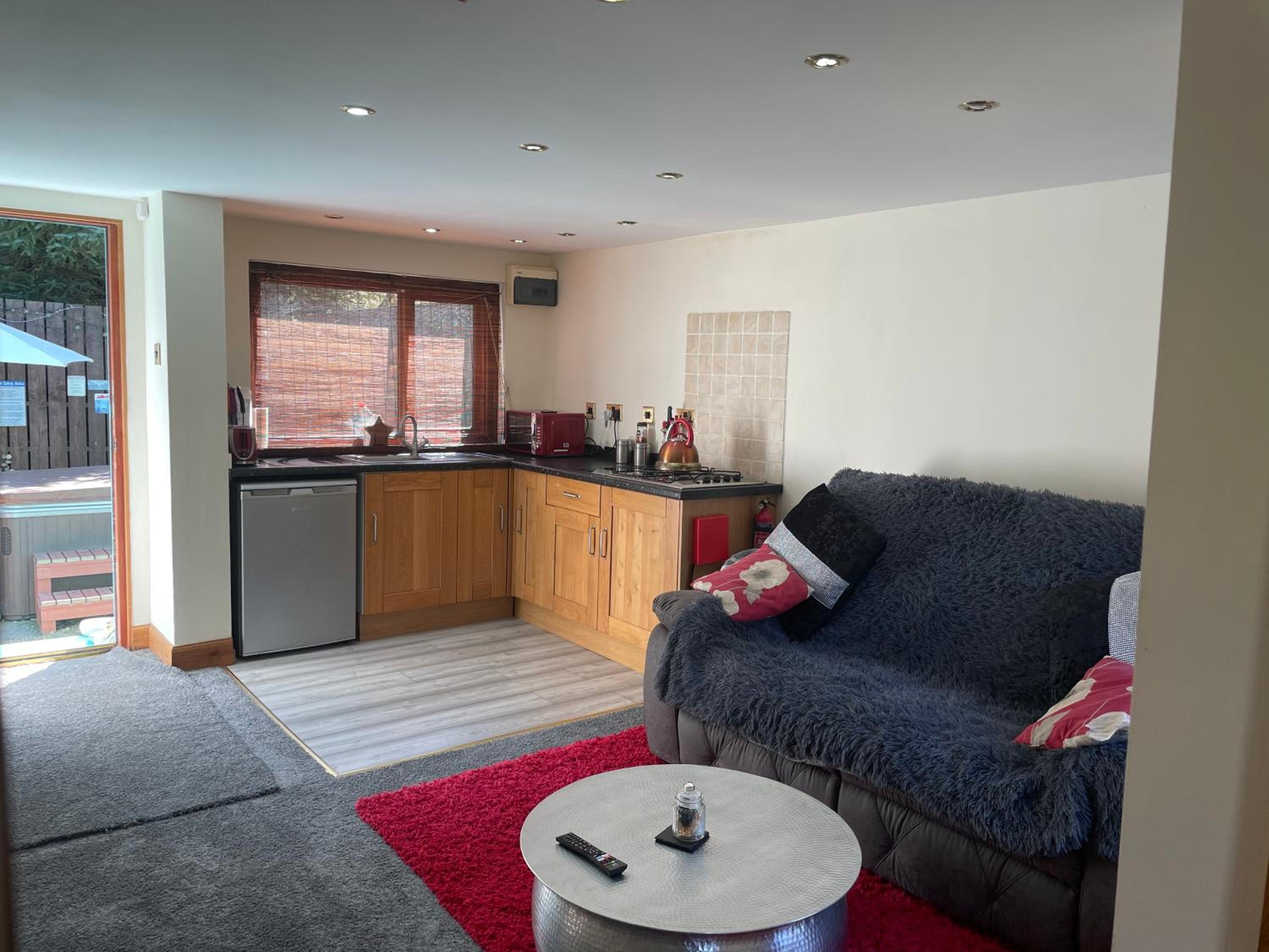 Suite with Hot Tub photo 3