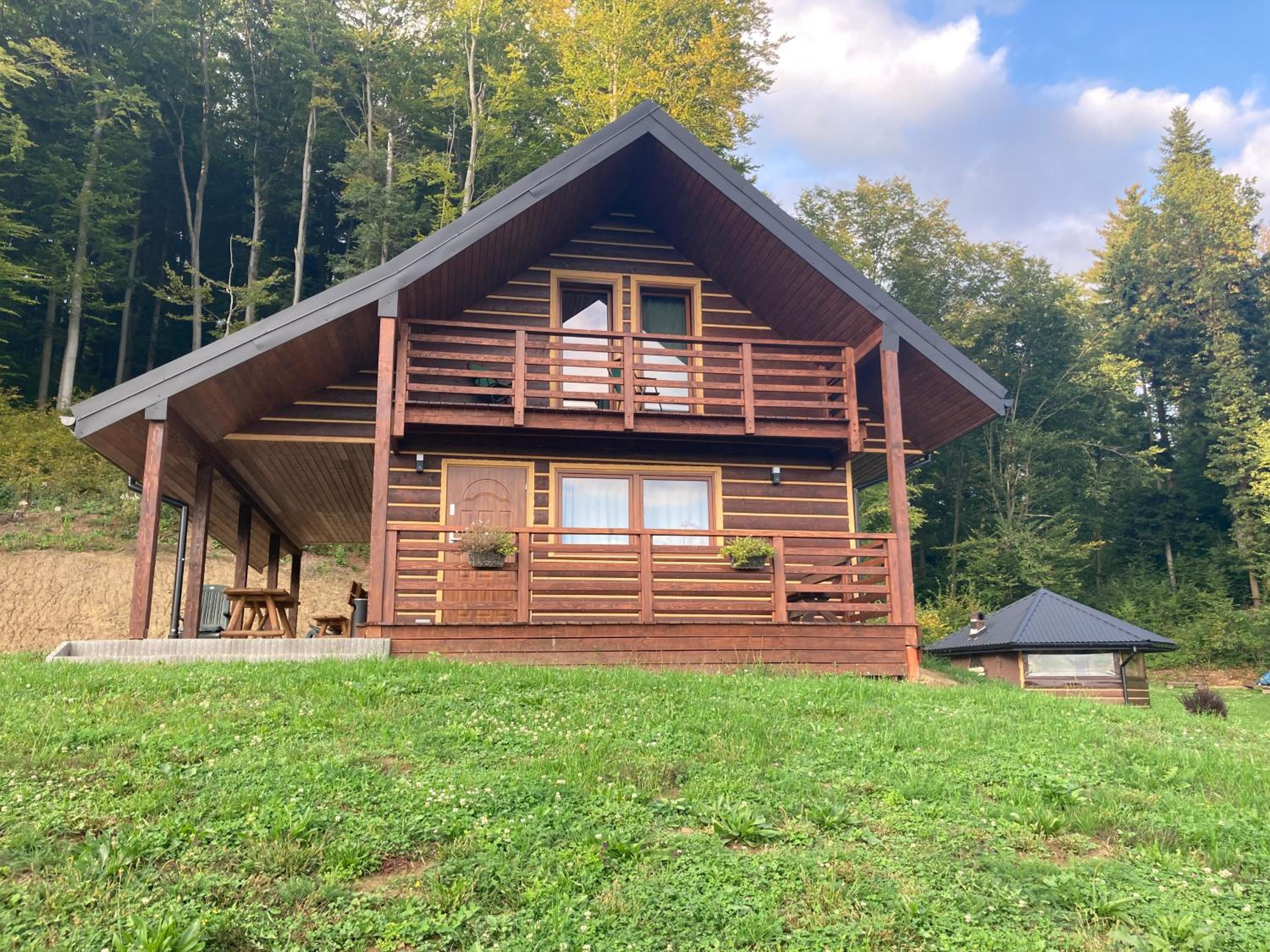 Three-Bedroom Chalet photo 2