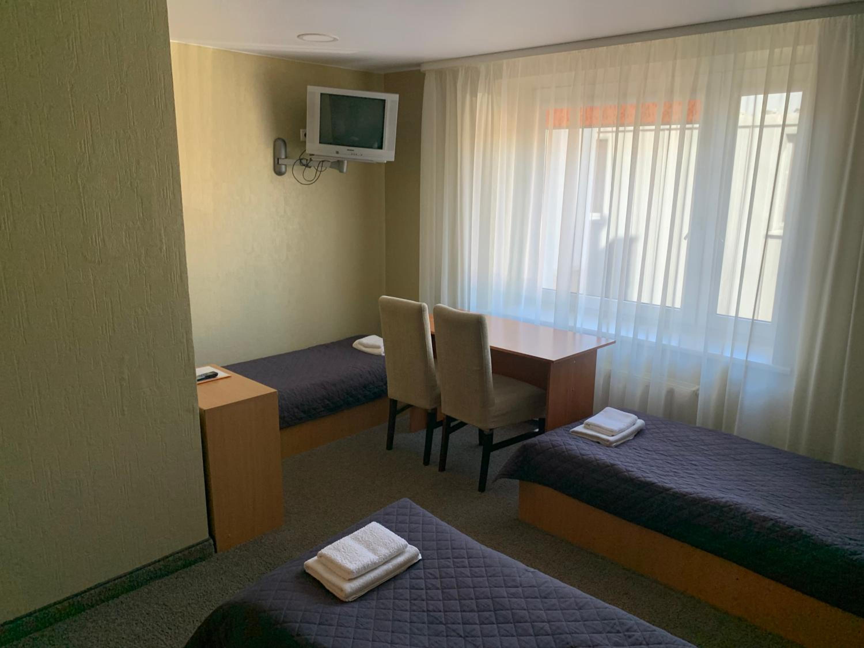 Triple Room with Private External Bathroom photo 2