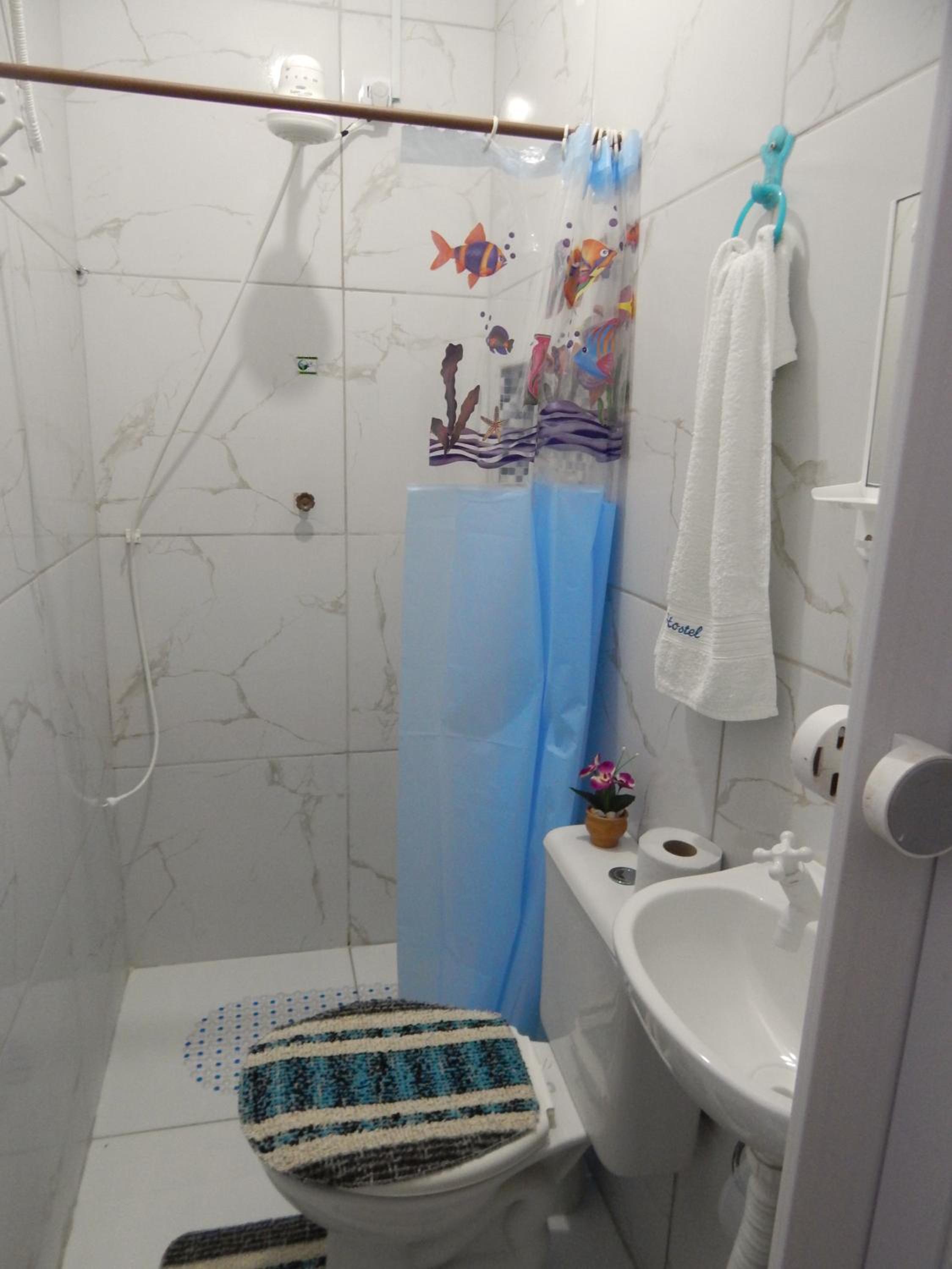 Economy Quadruple Room - Photo 2