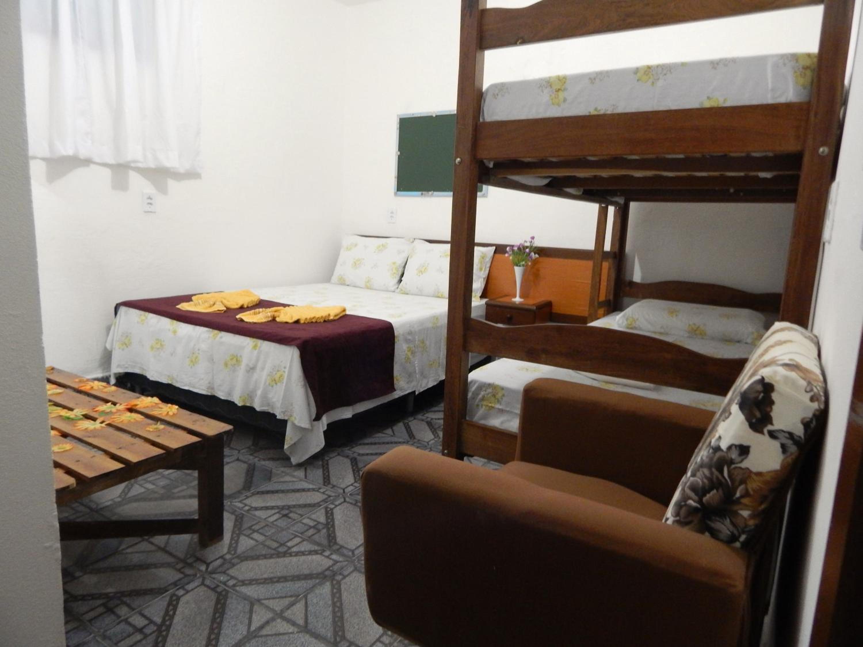 Quadruple Room - Photo 1